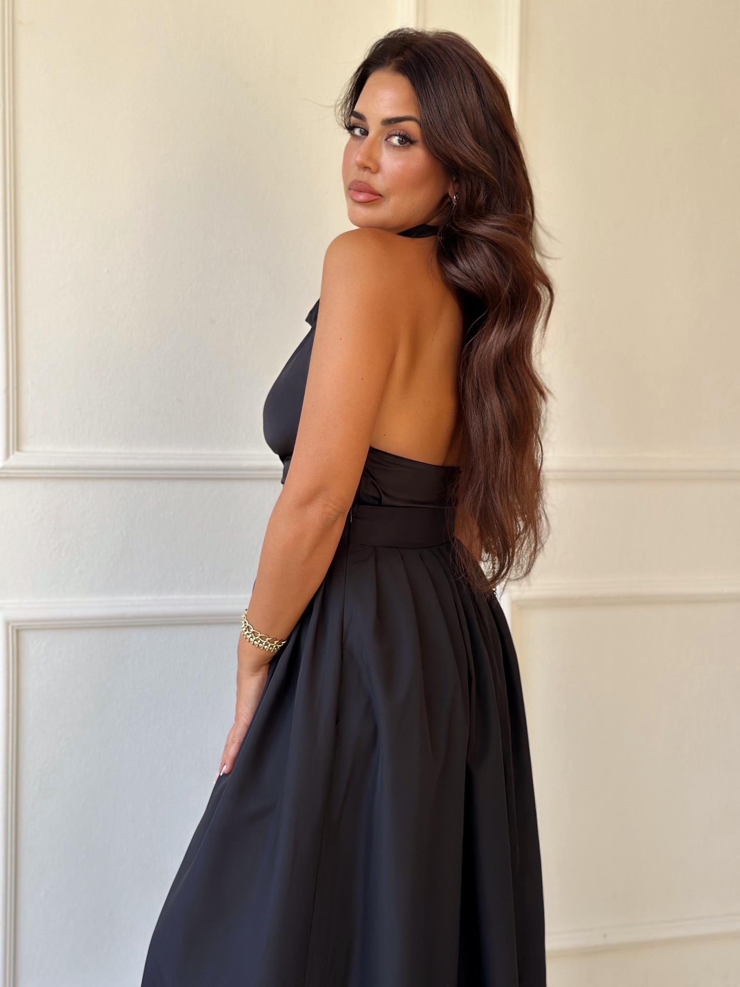 Marka Model Saten Halter Yaka Siyah Bluz