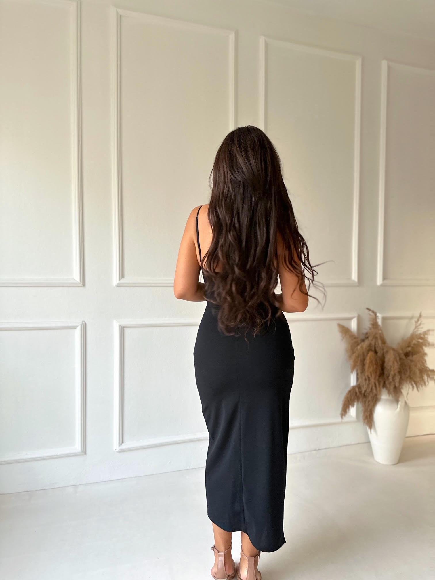 Marka Model Siyah Kruvaze Midi Kalem Elbise
