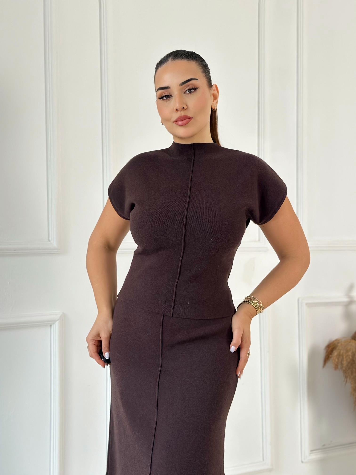 Minimal Line Kısa Kollu Triko Bluz