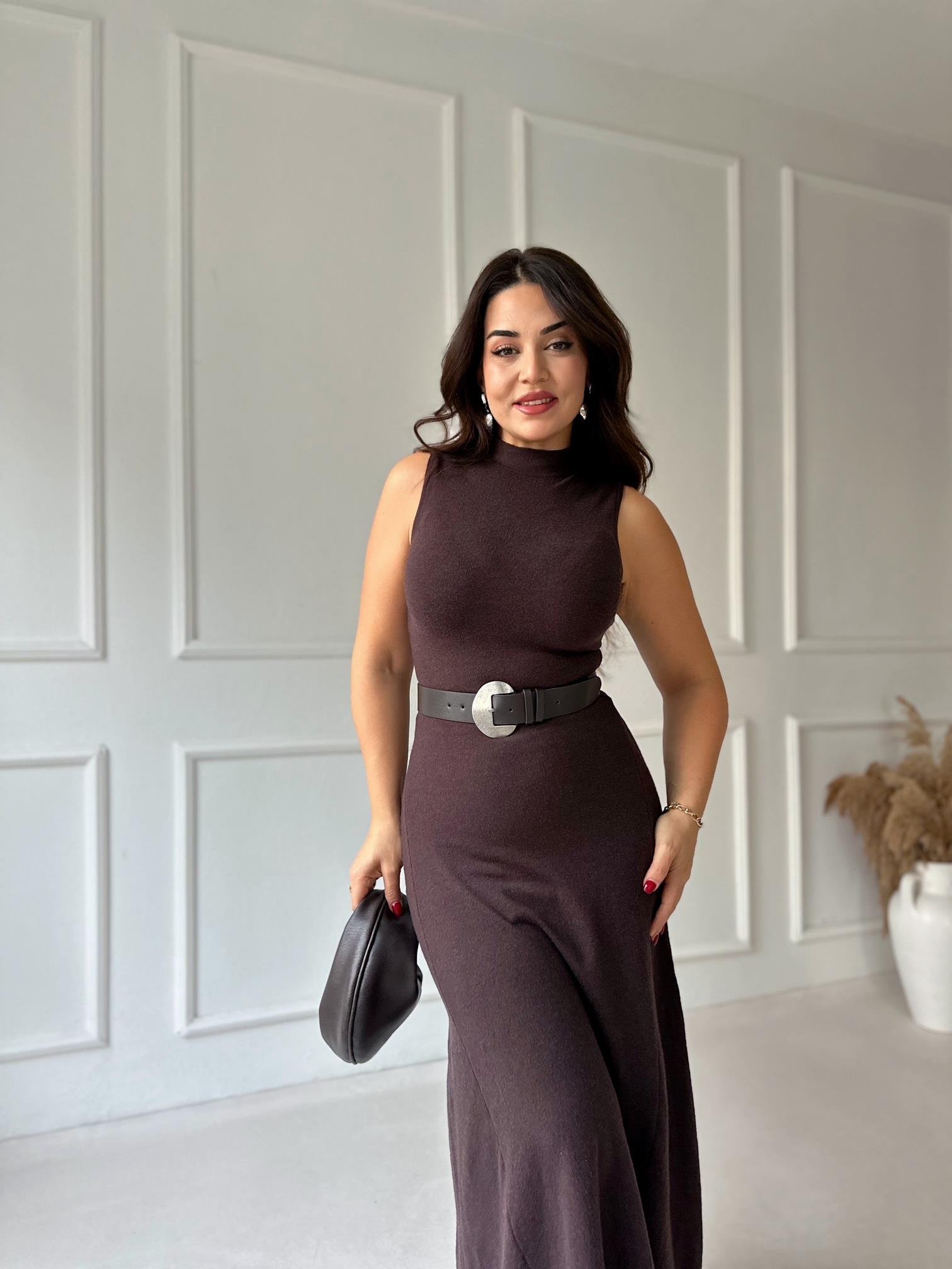 Mocha Chic Kolsuz Midi Triko Elbise - Kahve