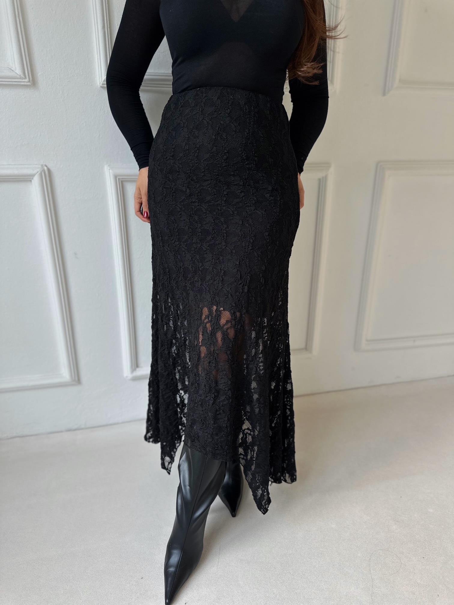 Noir Lace Asimetrik Dantel Etek - Siyah