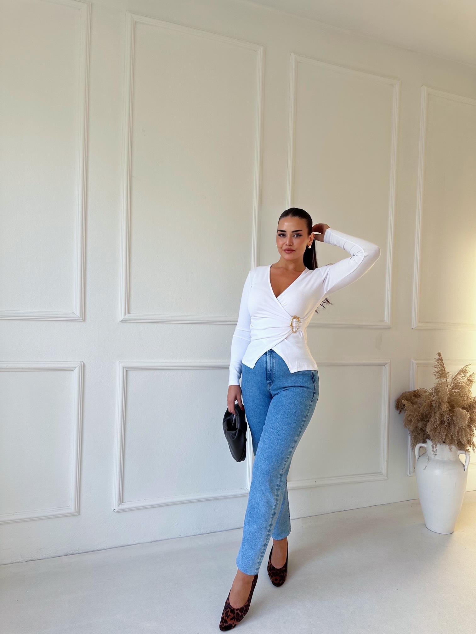 Orijinal Marka Tam Yüksek Bel Mavi Likralı Mom Jean