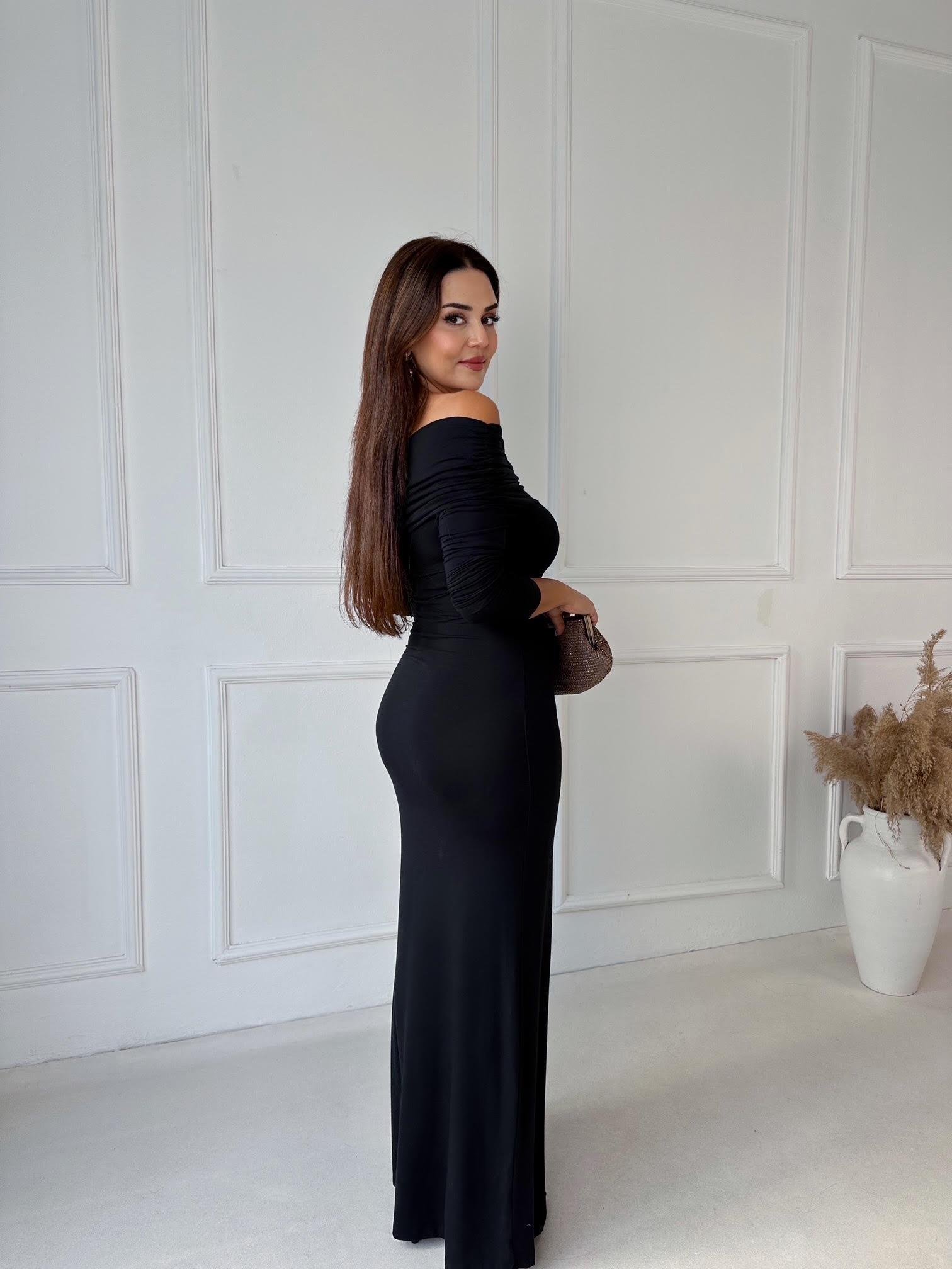 Orijinal Marka Tokalı Madonna Yaka Elbise 