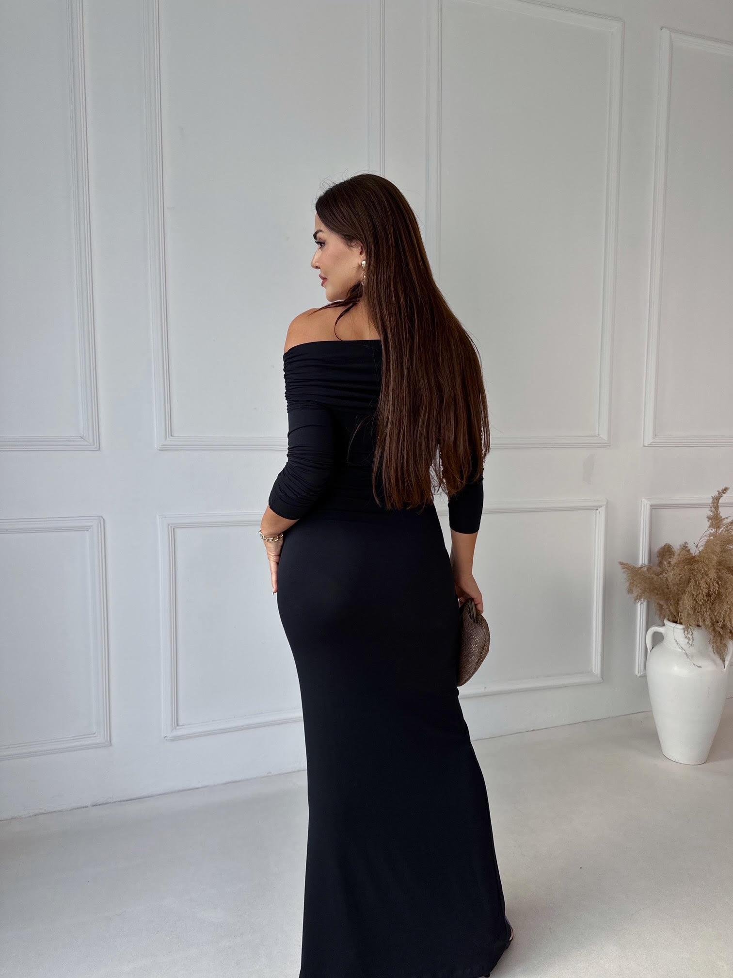 Orijinal Marka Tokalı Madonna Yaka Elbise 