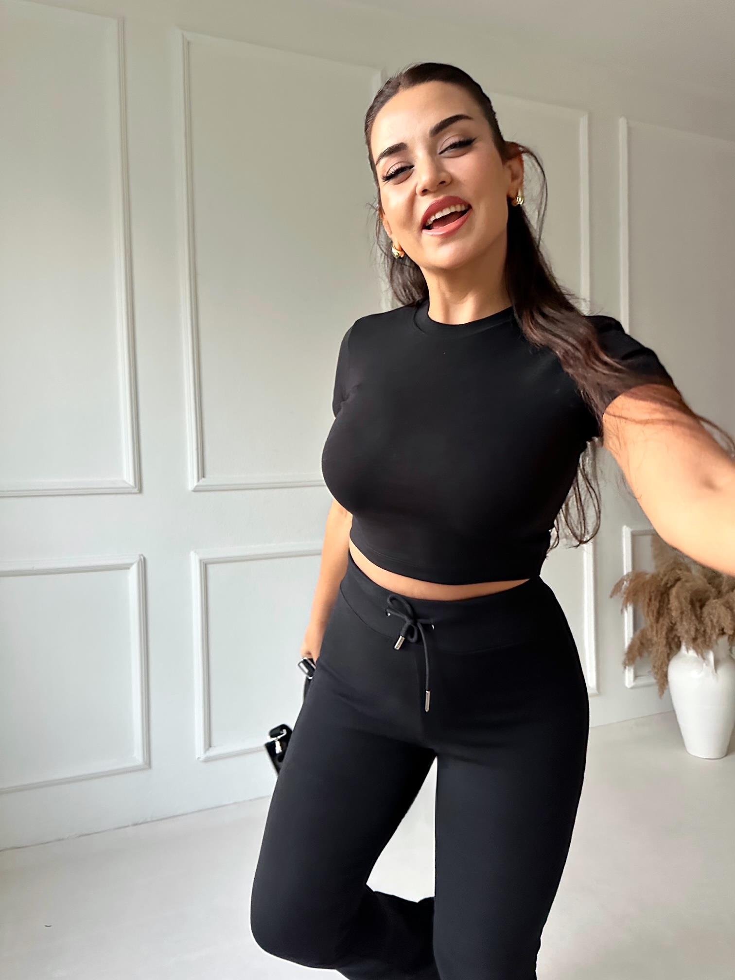 Orijinal Marka Yüksek Bel İspanyol Paça Pantolon Crop Siyah Takım