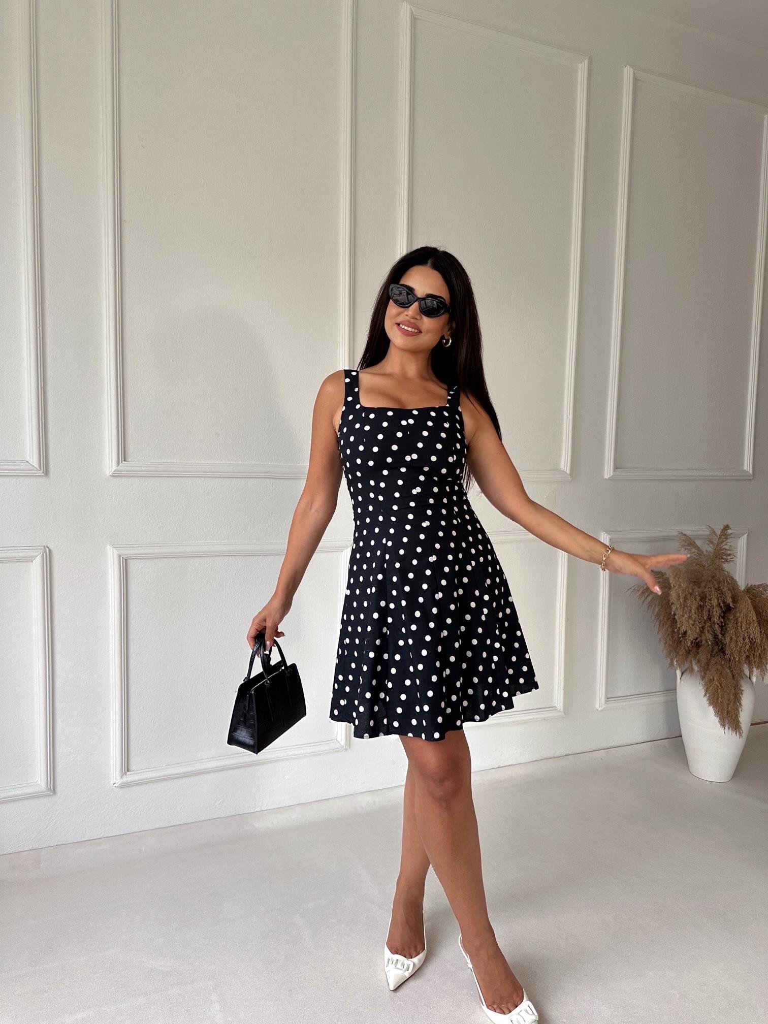 Orjinal Marka Kare Yaka Mini Elbise Puantiyeli