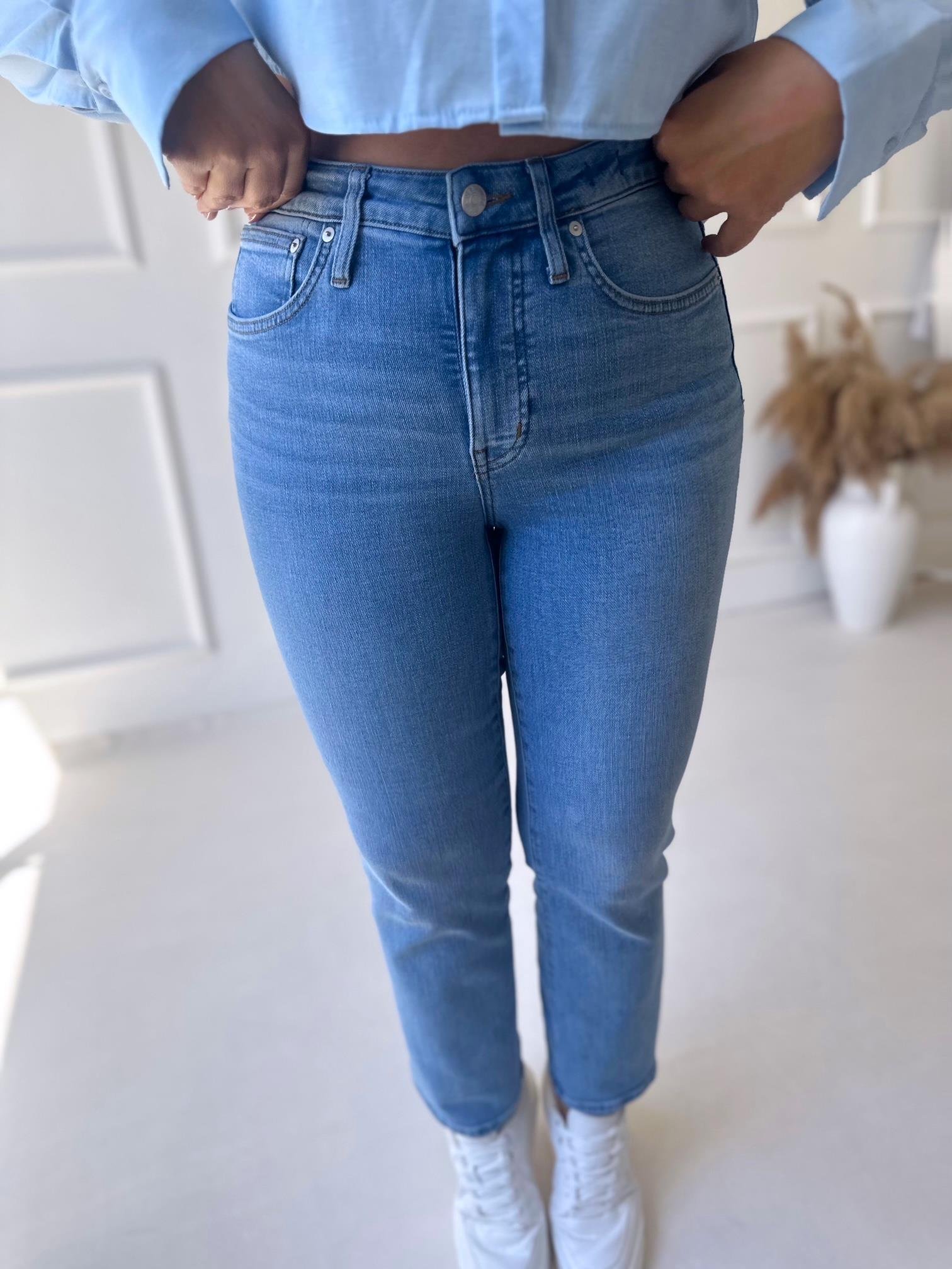 Orjinal Marka Likralı Açık Mavi Boy Fit Jean