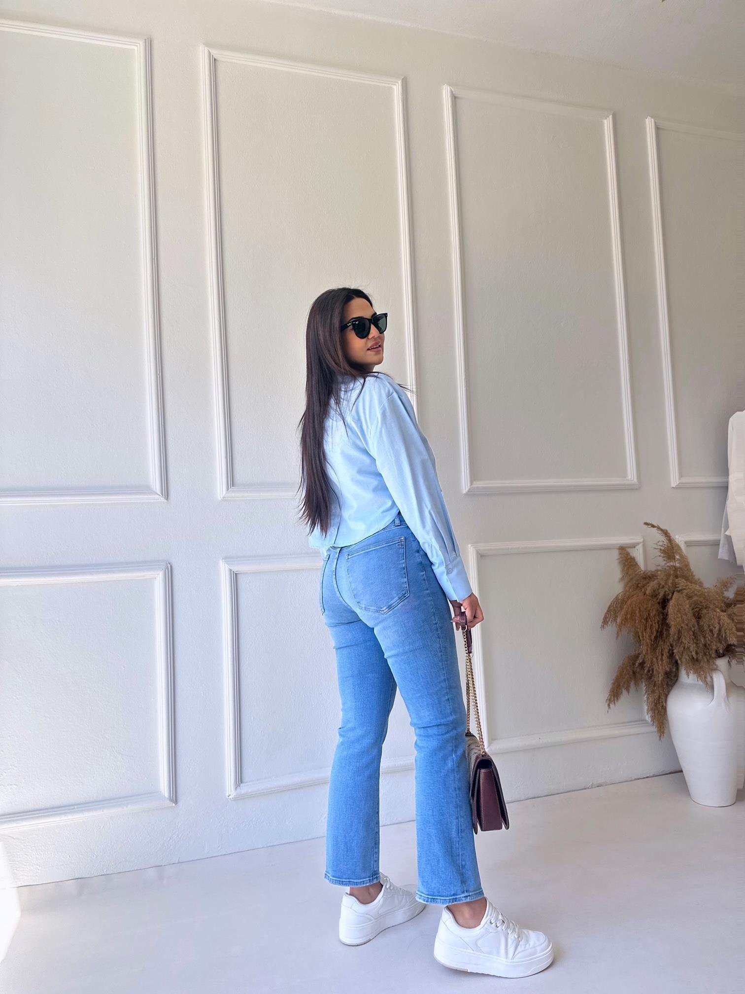 Orjinal Marka Likralı Açık Mavi Boy Fit Jean