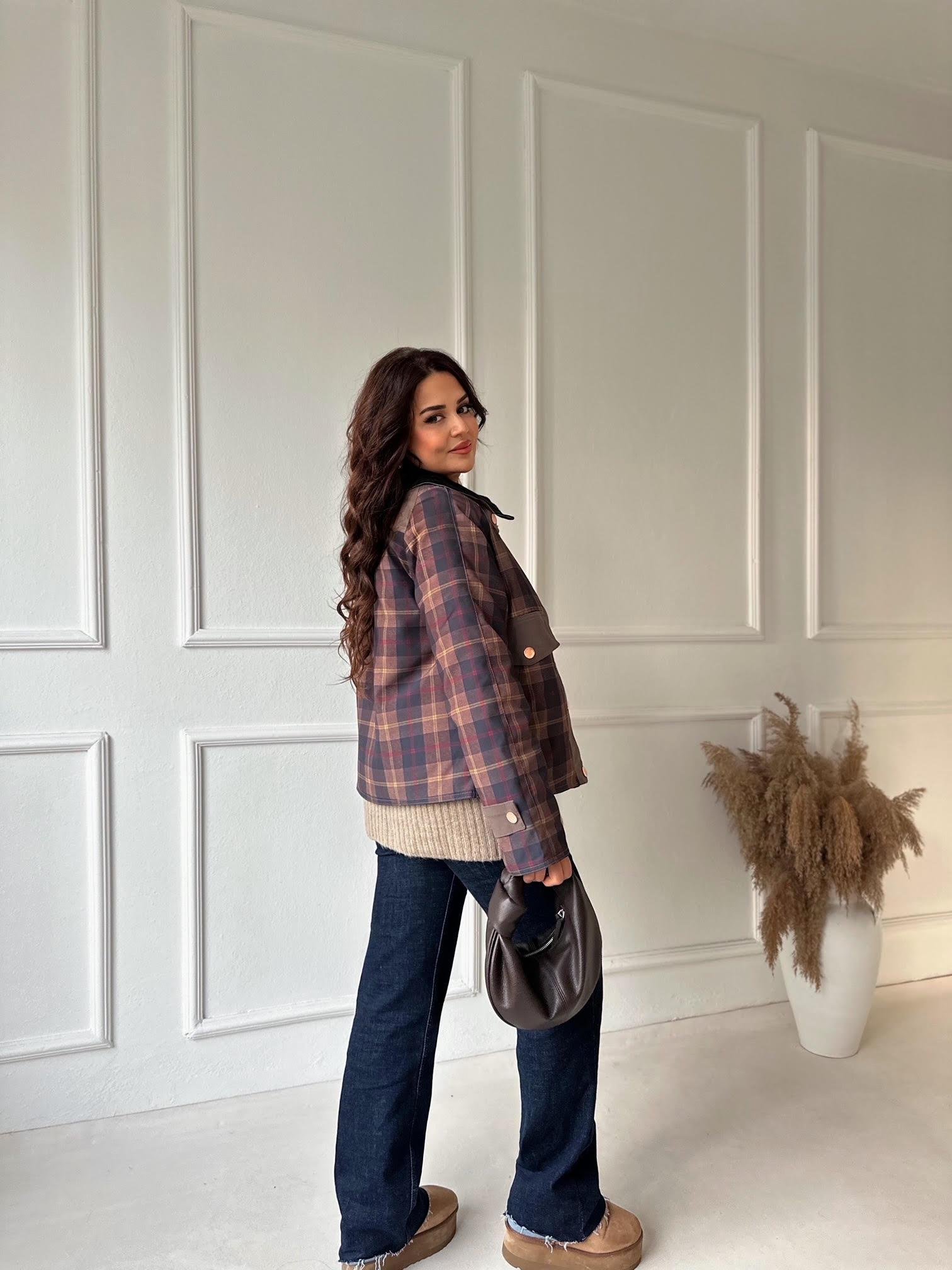 Premium Kalite Kareli Mont