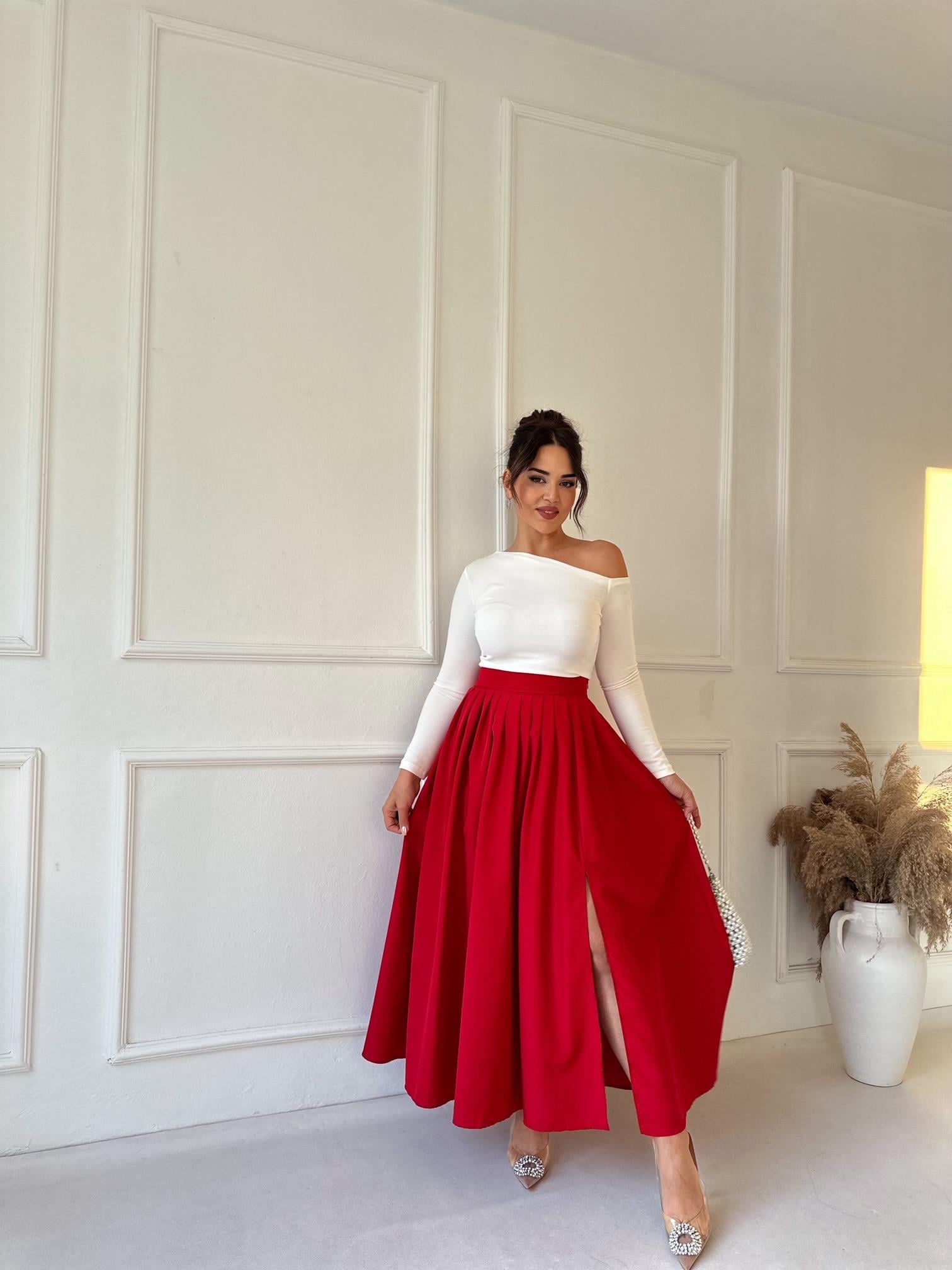 Premium Kalite Kırmızı Yırtmaçlı Tafta Midi Etek - Nora Butik