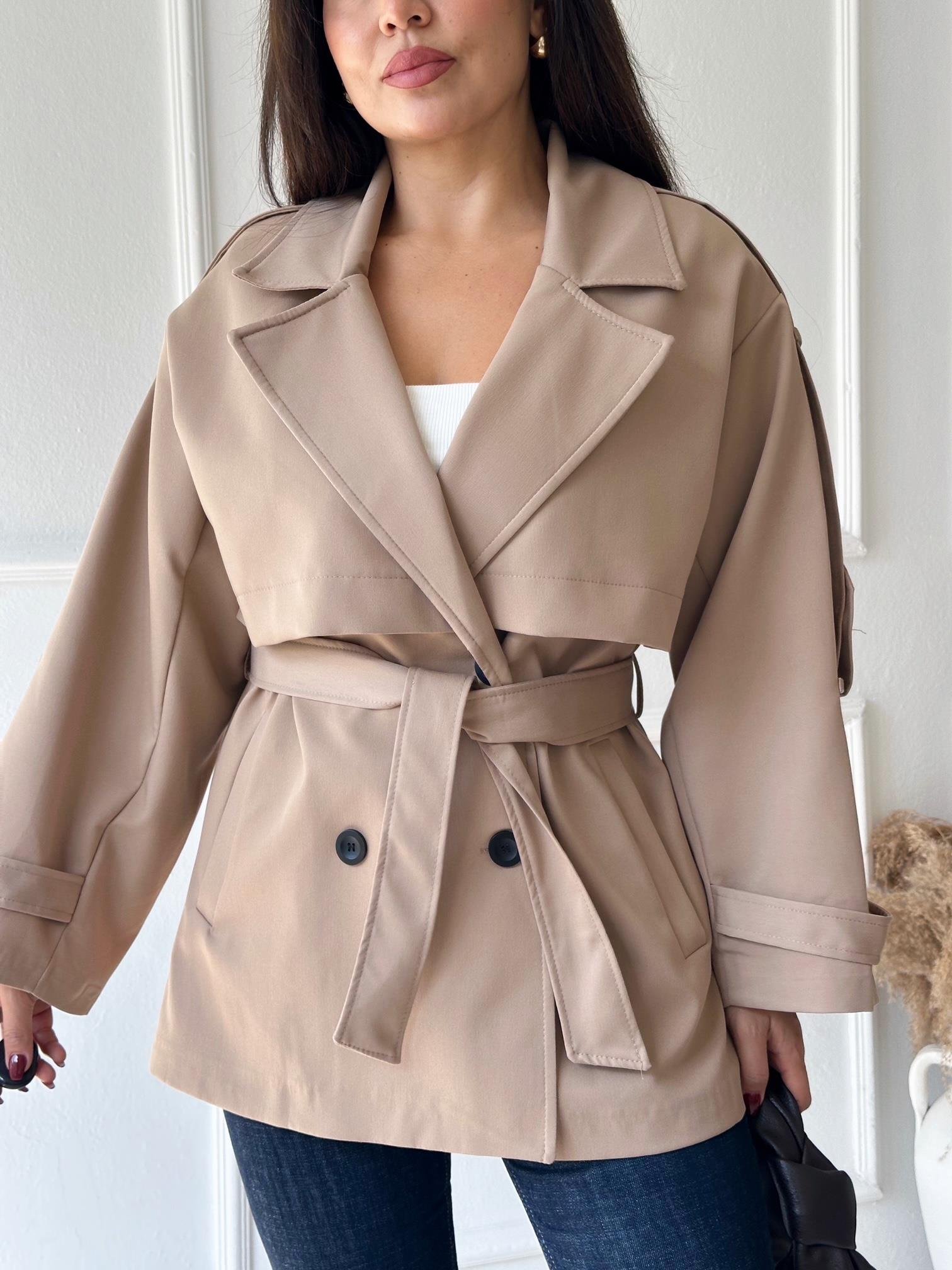 Premium Kalite Kısa Kuşaklı Trenchcoat – Bej