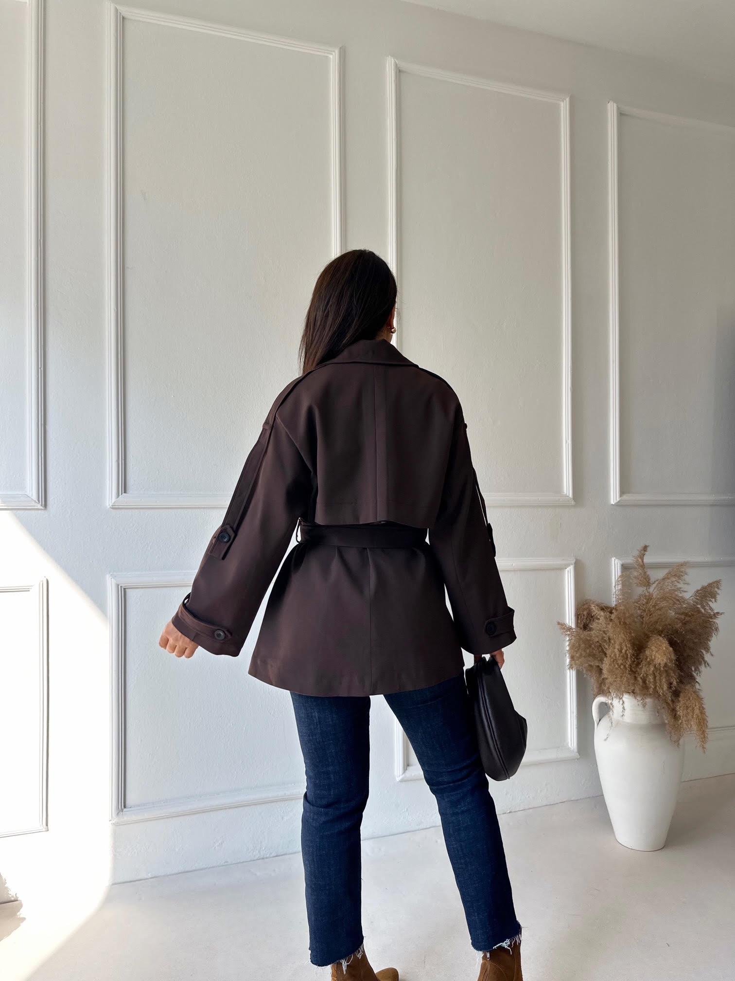 Premium Kalite Kısa Kuşaklı Trenchcoat – Acı Kahve