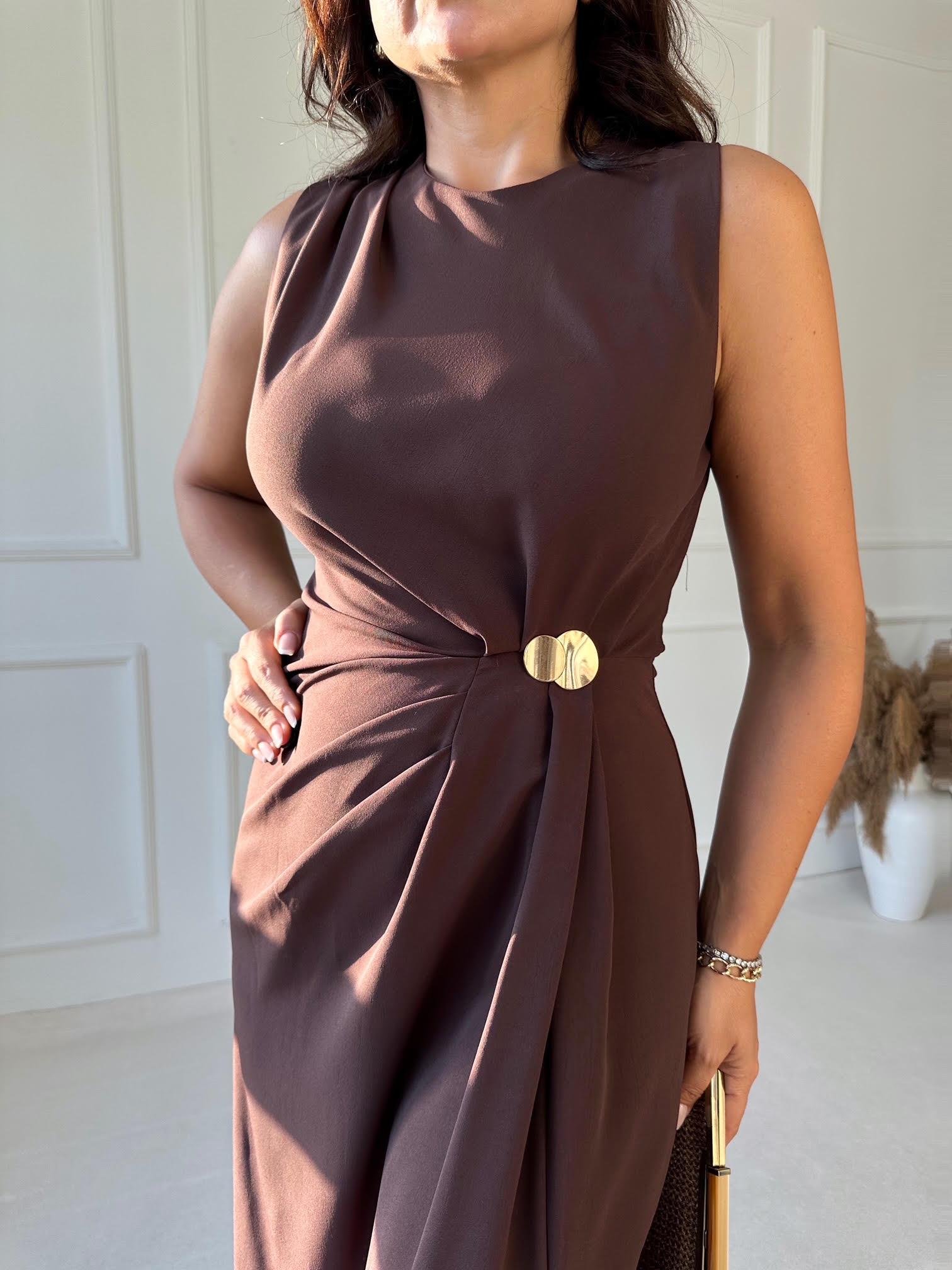 Premium Kalite Kolsuz Drape Detaylı Midi Elbise - Acı Kahve 