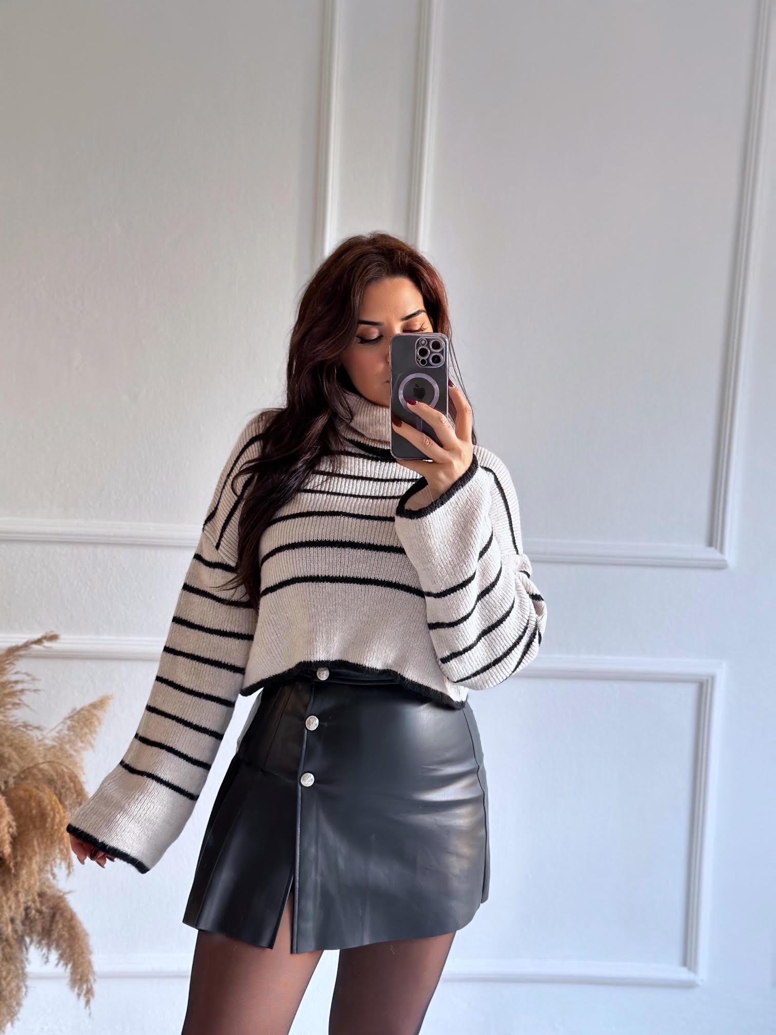 Premium Kalite Pile Detaylı Siyah Deri Etek