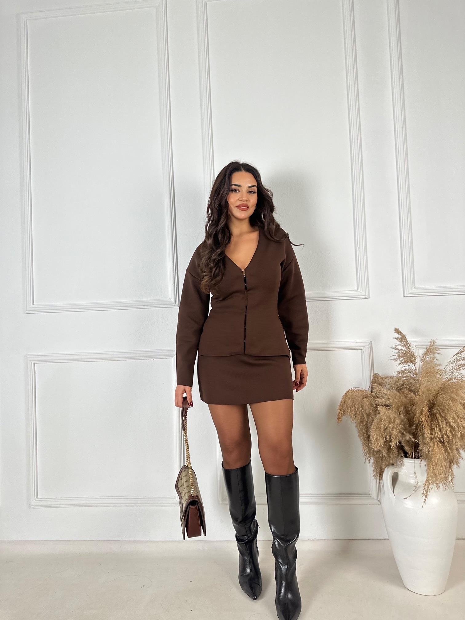 Premium Seri Çelik Triko Ceket ve Etek Takım Acı Kahve