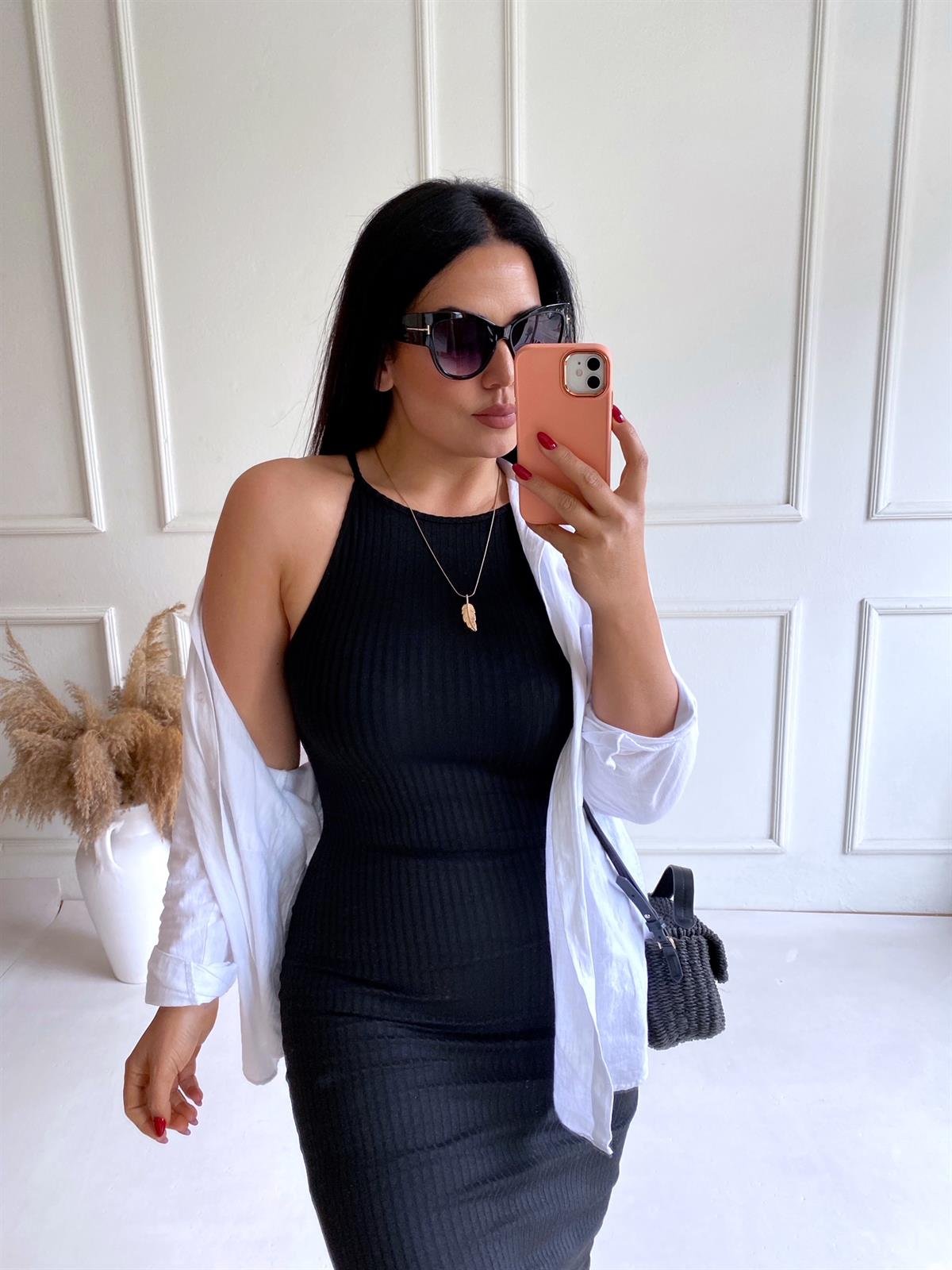 Siyah Halter Yaka Midi Elbise