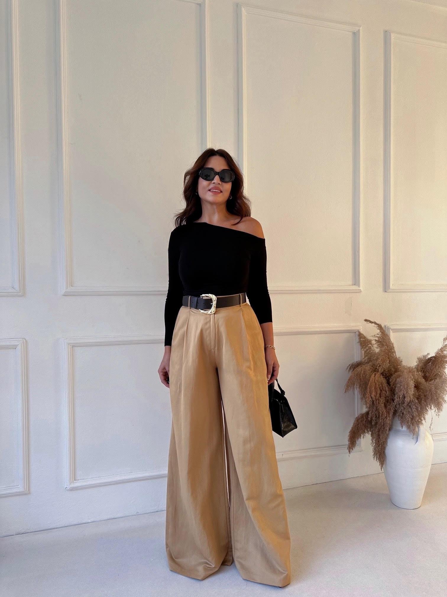 Zara Model Yüksek Bel Kemerli Geniş Paça Tensel Pantolon – Camel