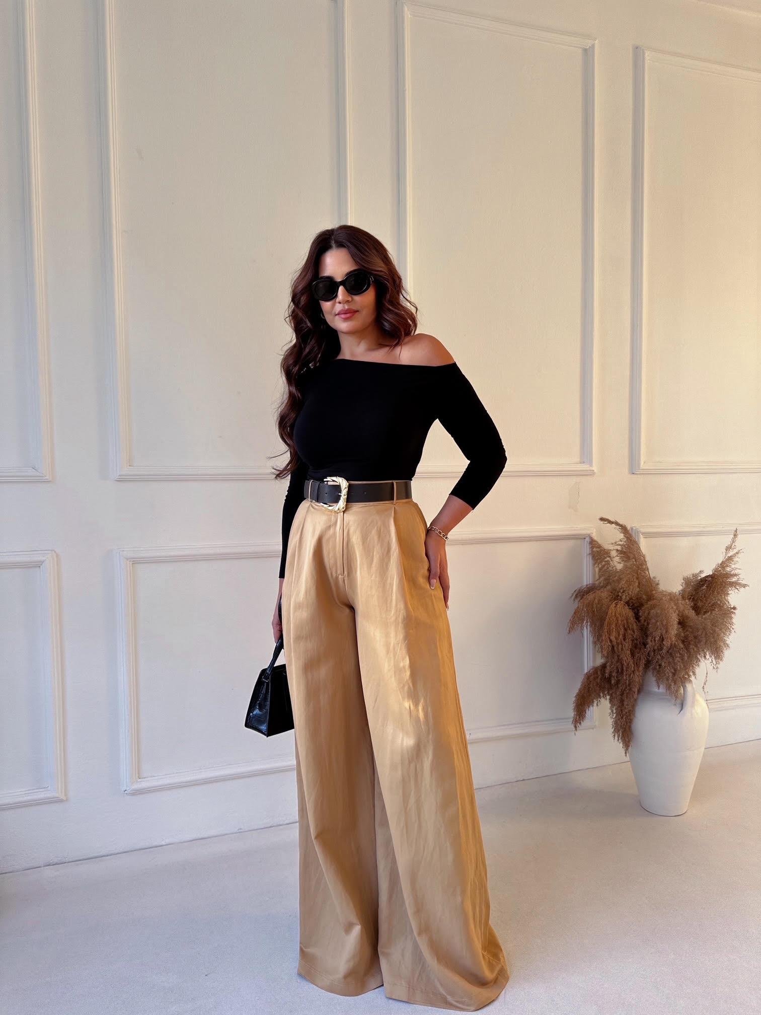 Zara Model Yüksek Bel Kemerli Geniş Paça Tensel Pantolon – Camel