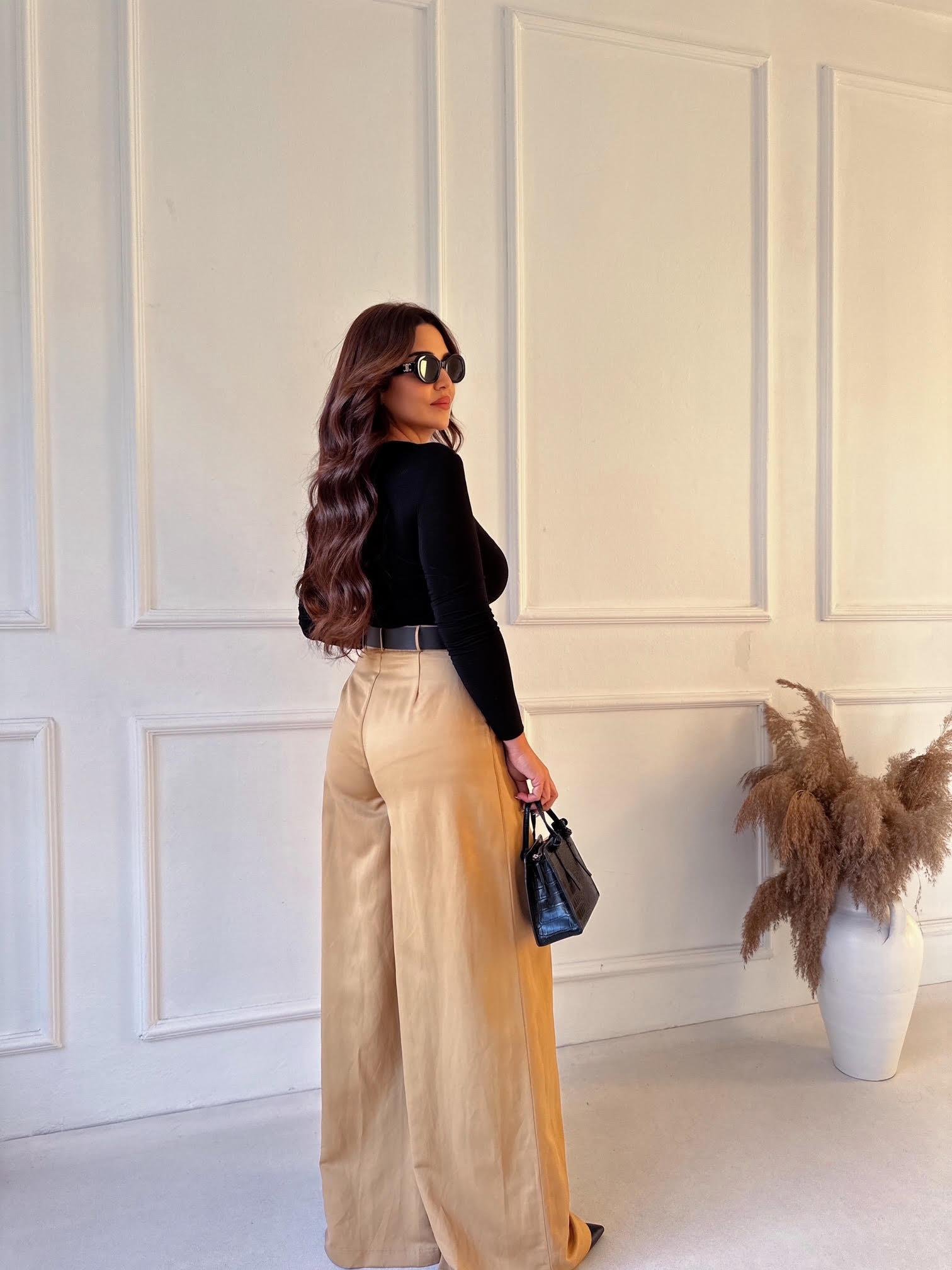 Zara Model Yüksek Bel Kemerli Geniş Paça Tensel Pantolon – Camel