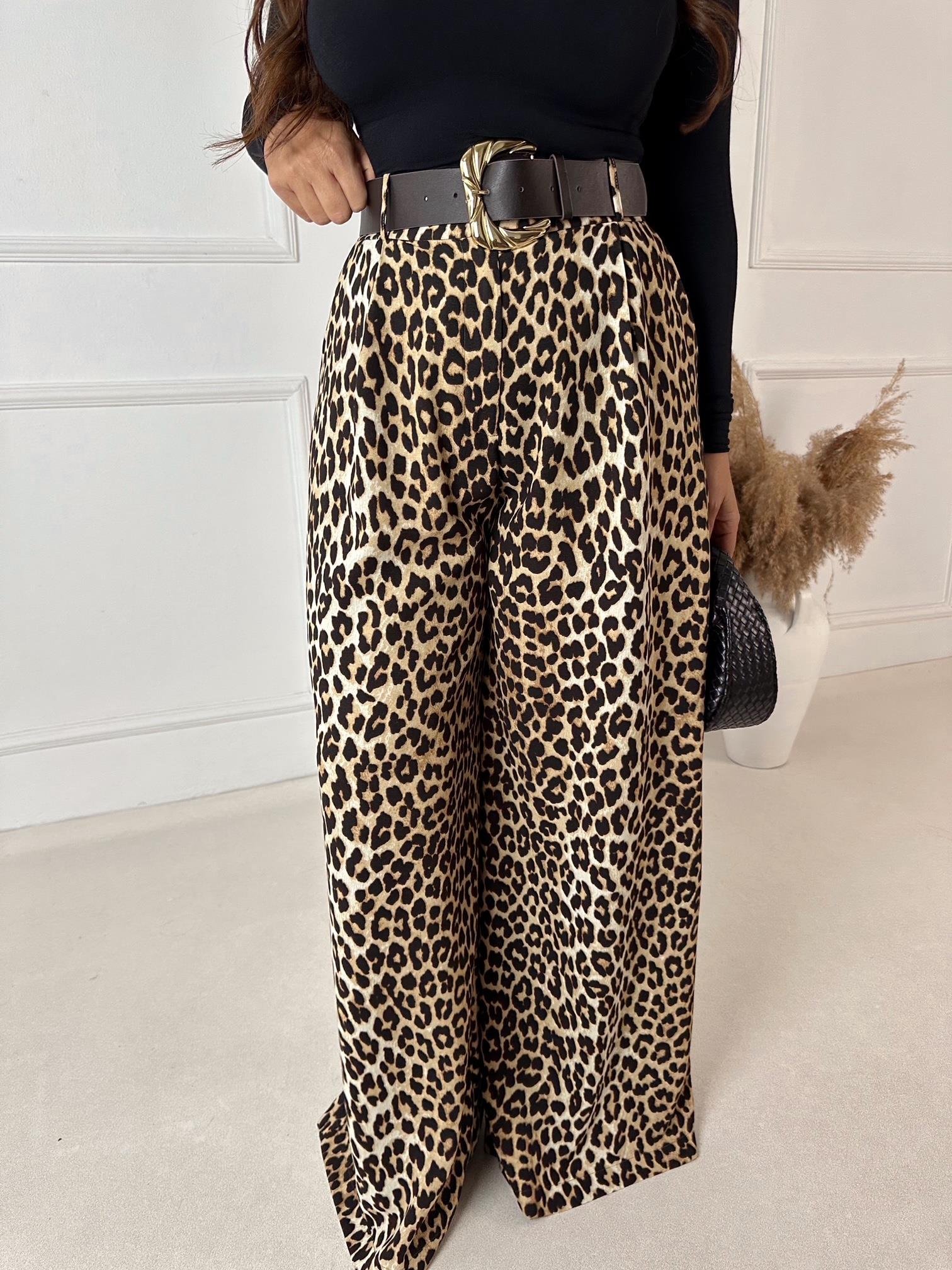 Zara Model Yüksek Bel Kemerli Geniş Paça Tensel Pantolon – Leopar