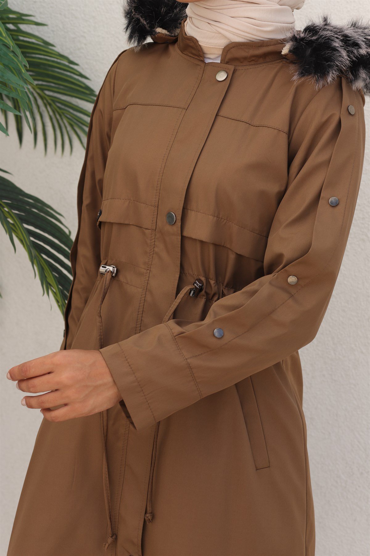 Beli Büzgülü Mont Açık Kahve