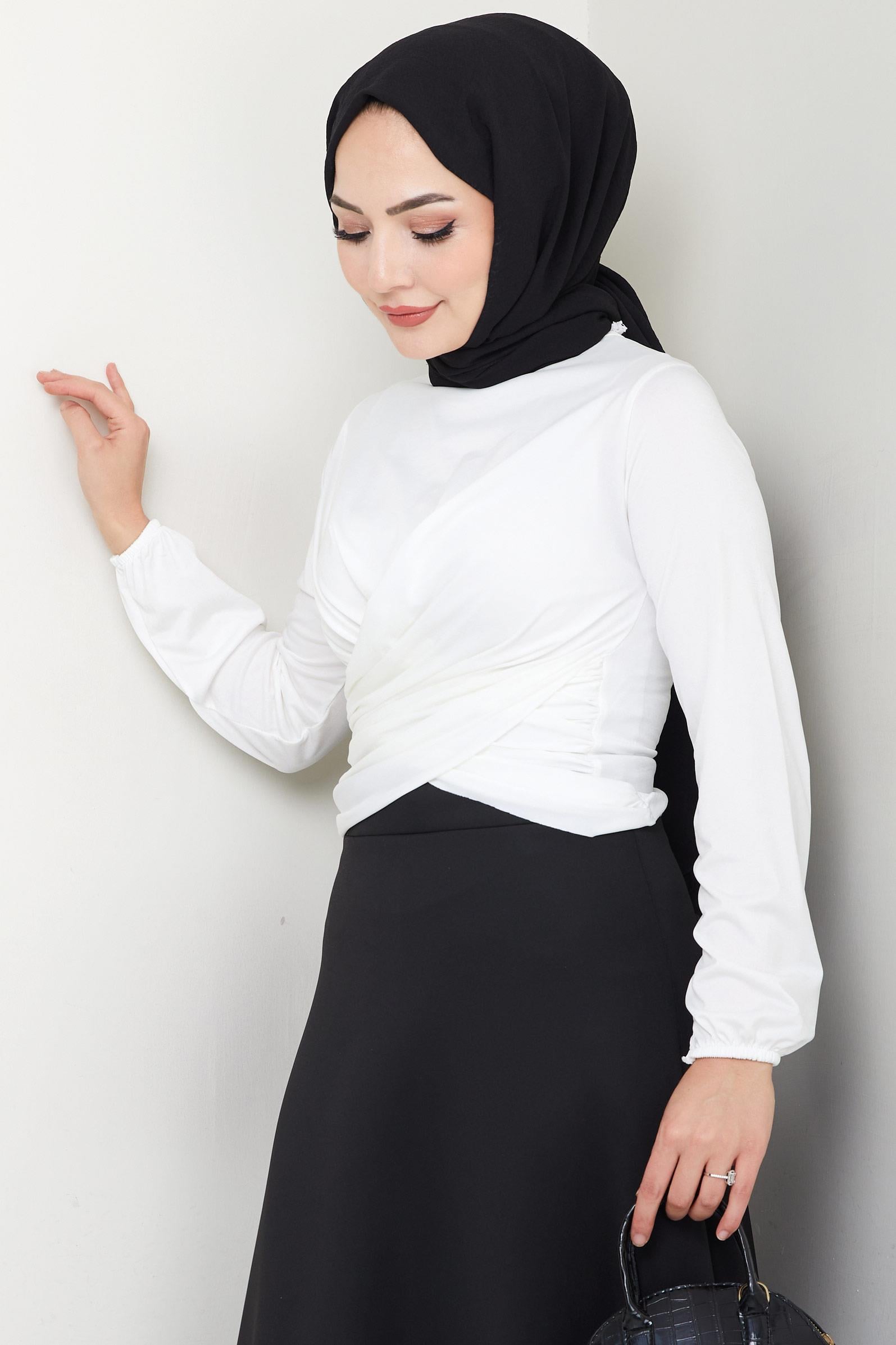 Bisiklet Yaka Büzgülü Sandy Bluz Beyaz HM2765