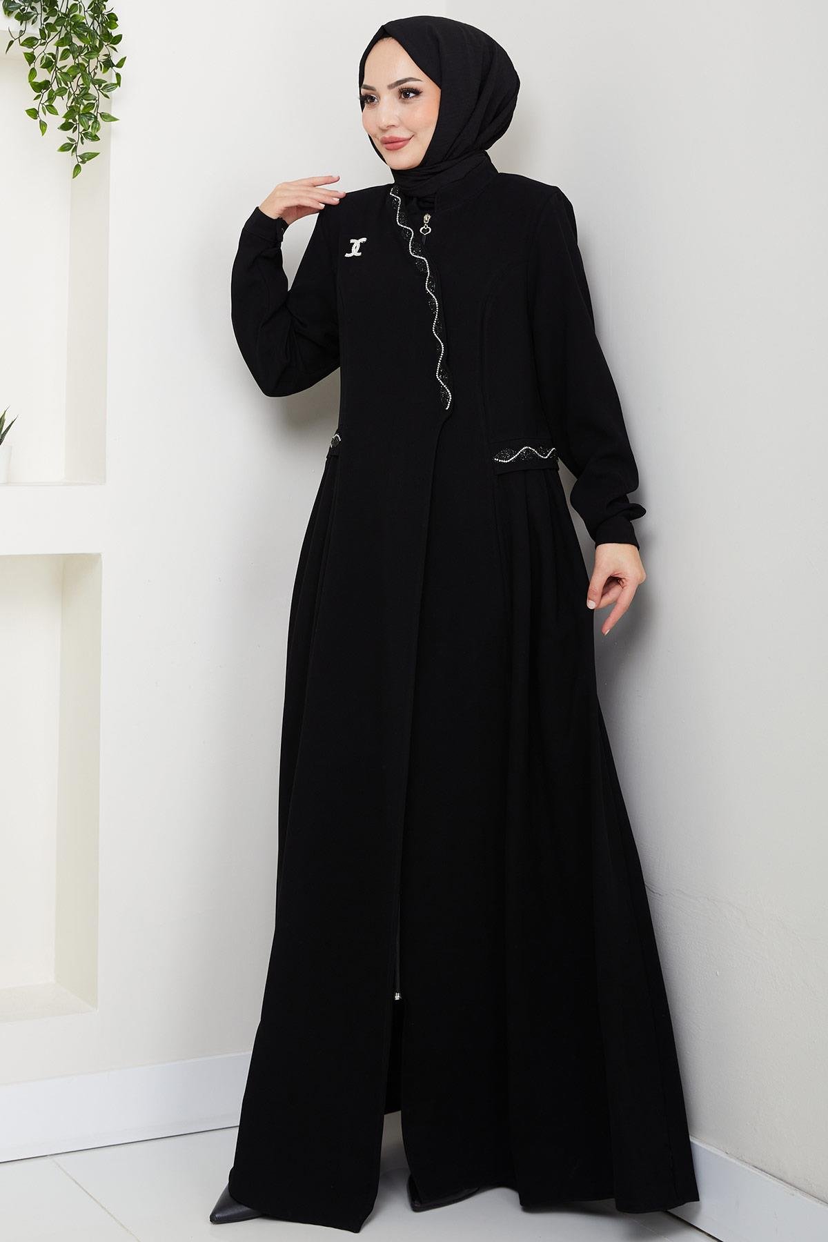 Broşlu Büyük Beden Ferace Siyah HM2843