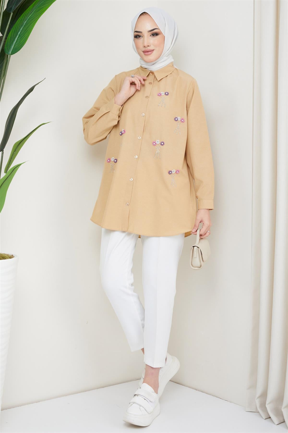 Buket Taş Detaylı Tunik Camel