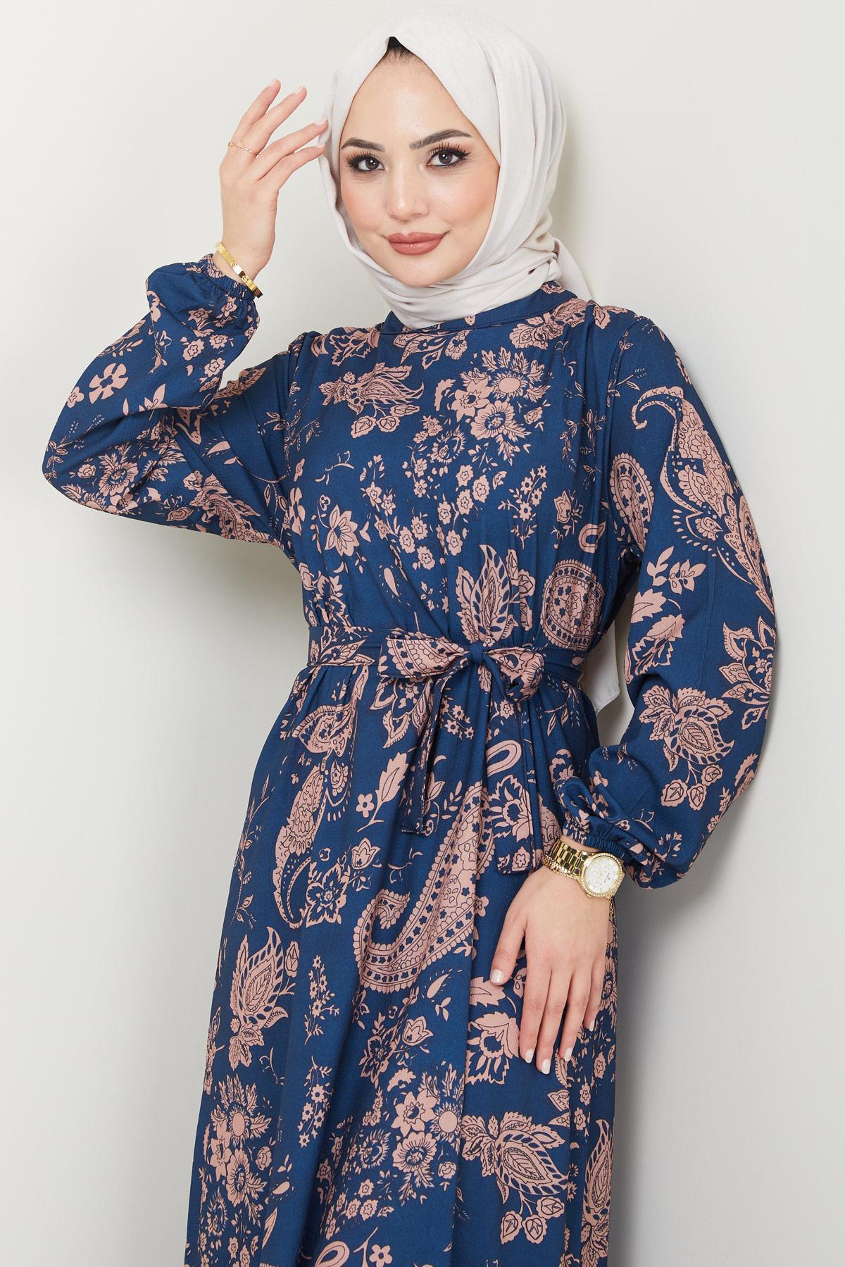 Dijital Baskılı Kuşaklı Elbise Lacivert HM2443