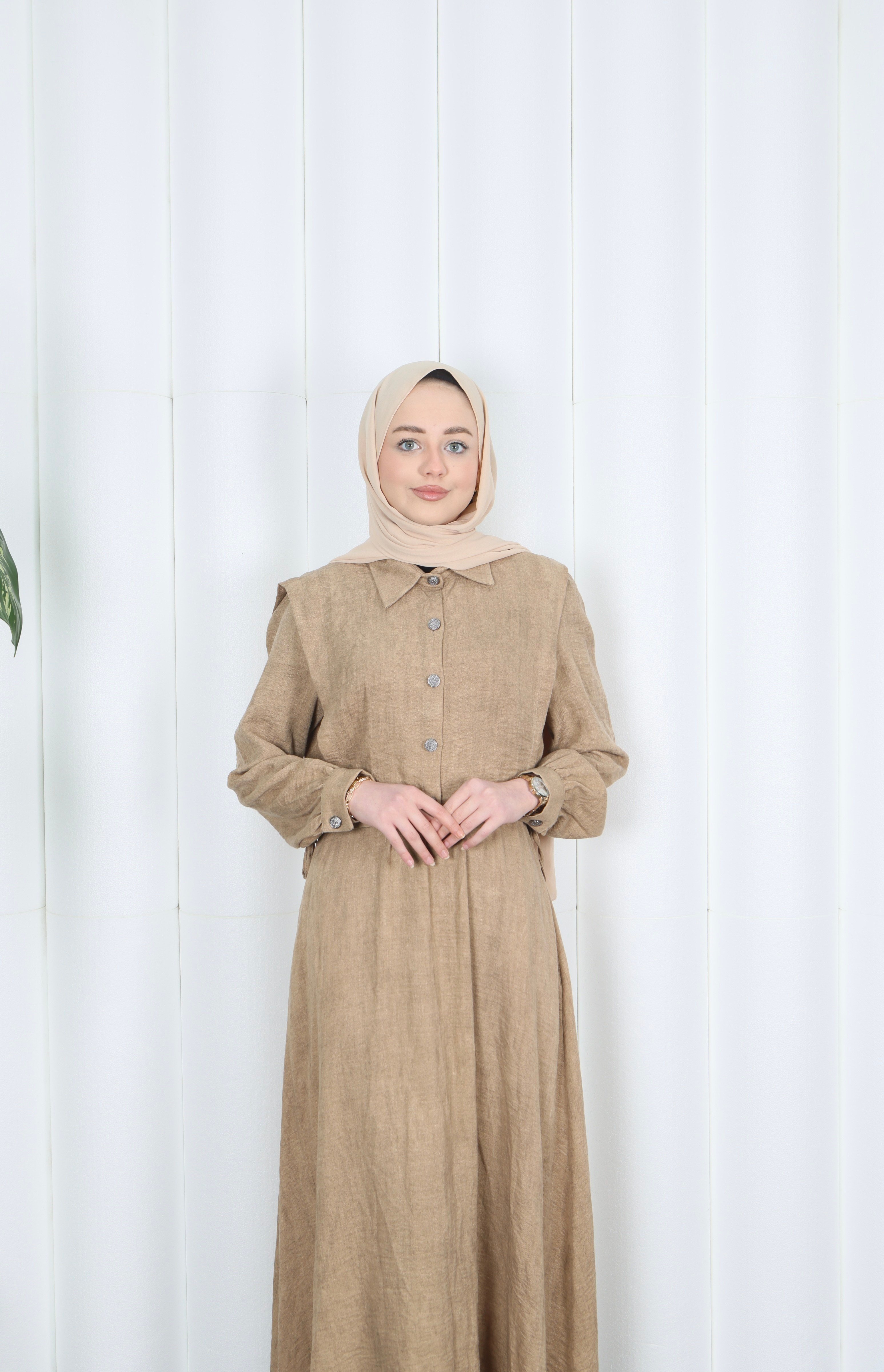 Düğme Detaylı Bolerolu Beli Lastikli Tesettür Elbise Taba   HNT8540