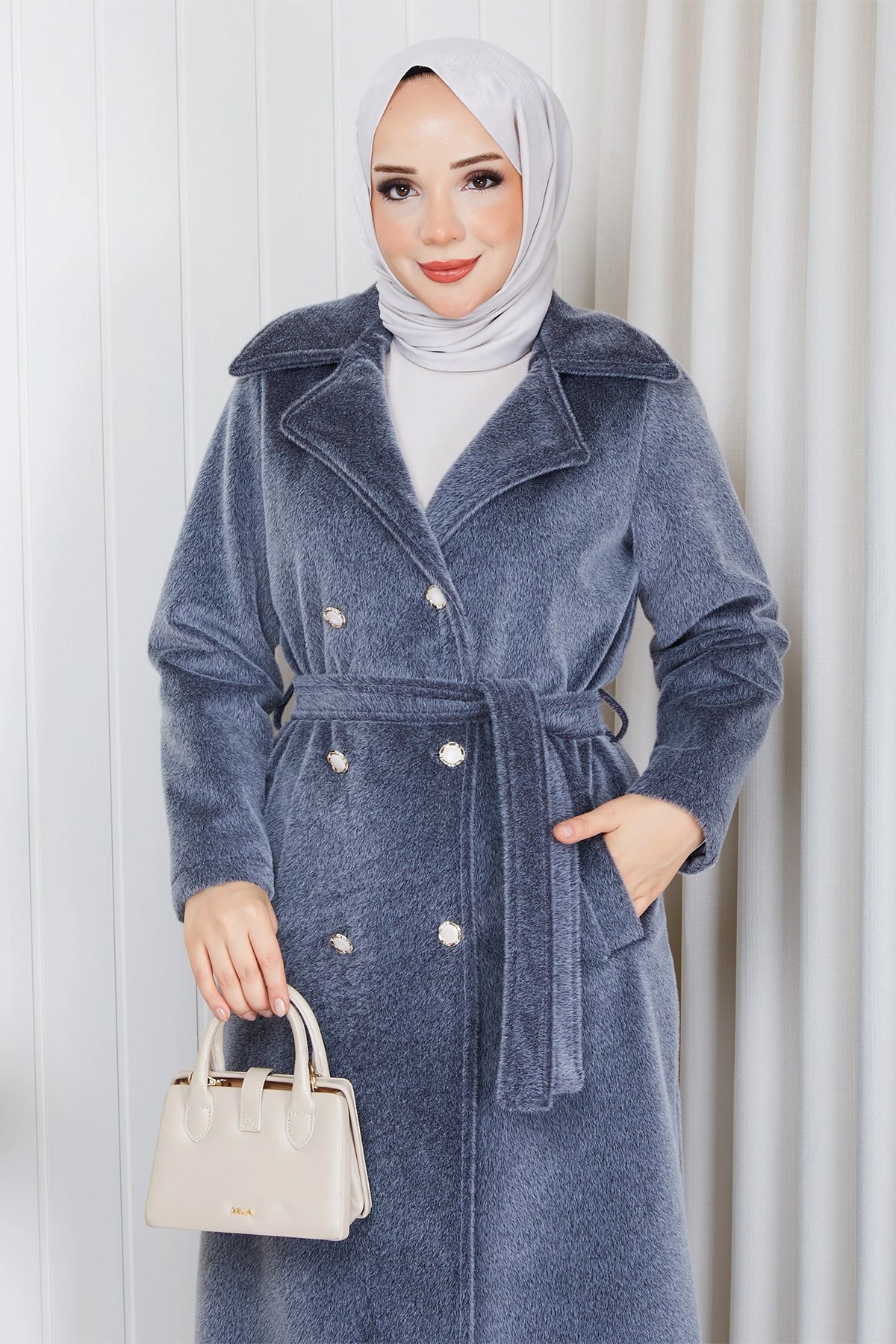 Düğmeli Kuşaklı Angora Kaban Füme HM2969