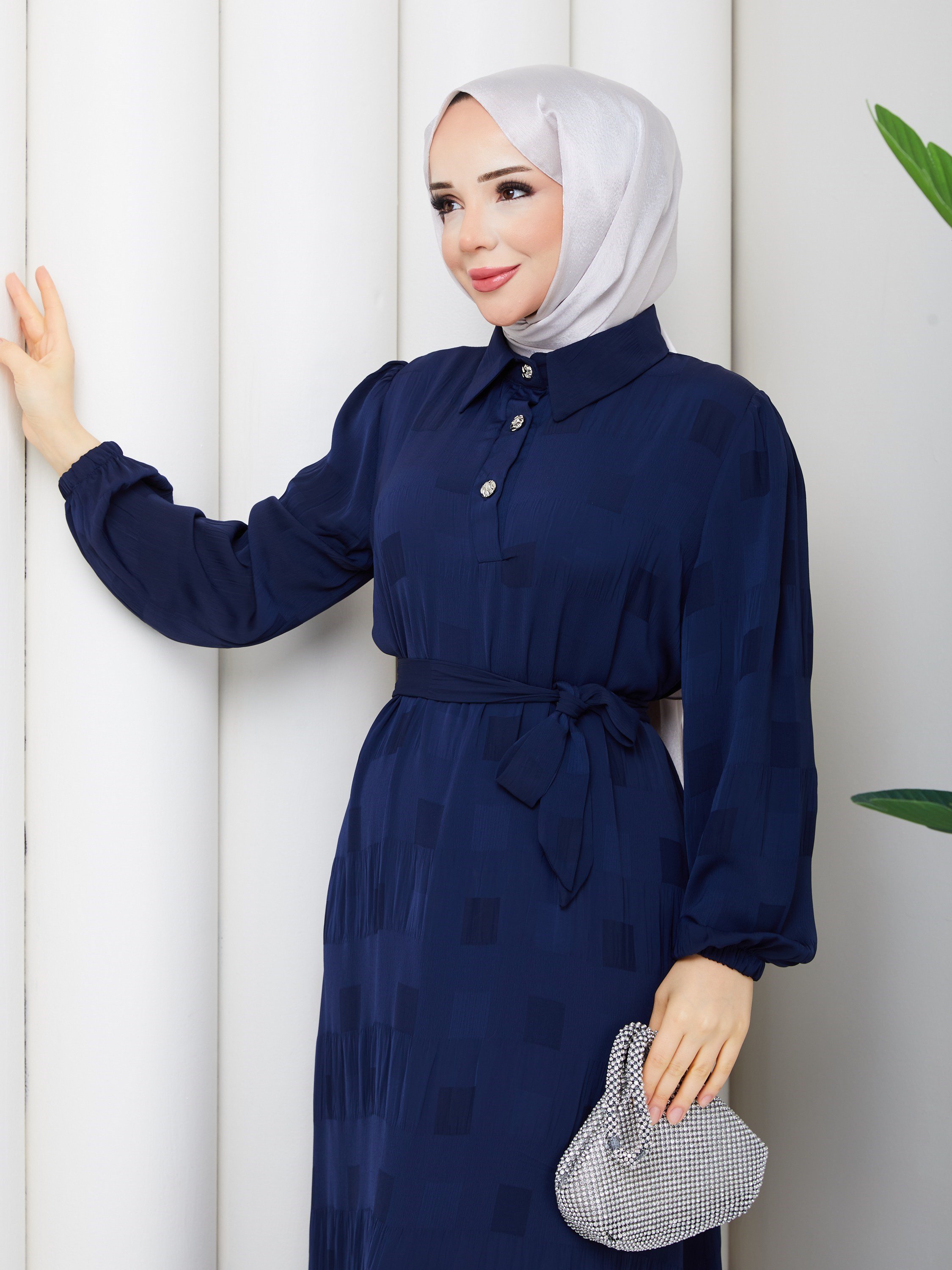 Eteği Büzgülü Yarım  Düğmeli Kuşaklı  Elbise  Lacivert   HNT8602