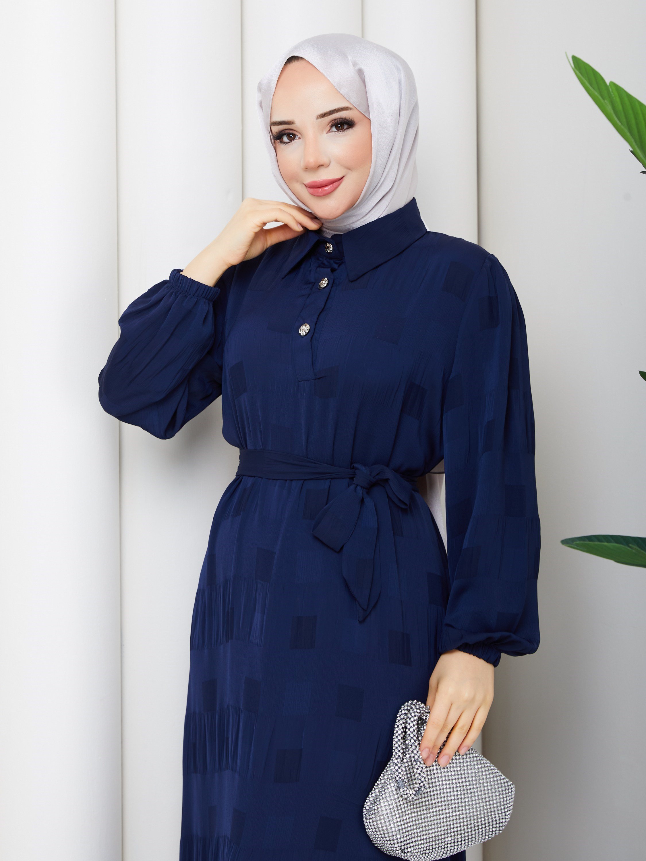 Eteği Büzgülü Yarım  Düğmeli Kuşaklı  Elbise  Lacivert   HNT8602