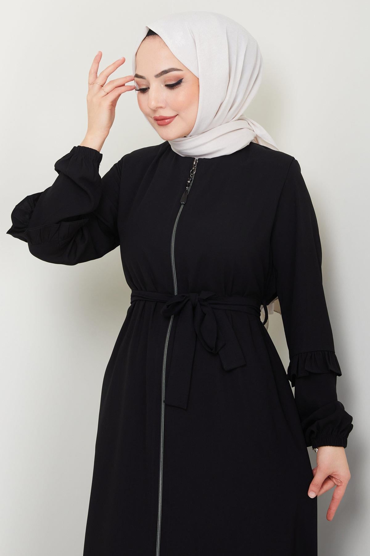 Eteği Volanlı Ferace Siyah HM2424