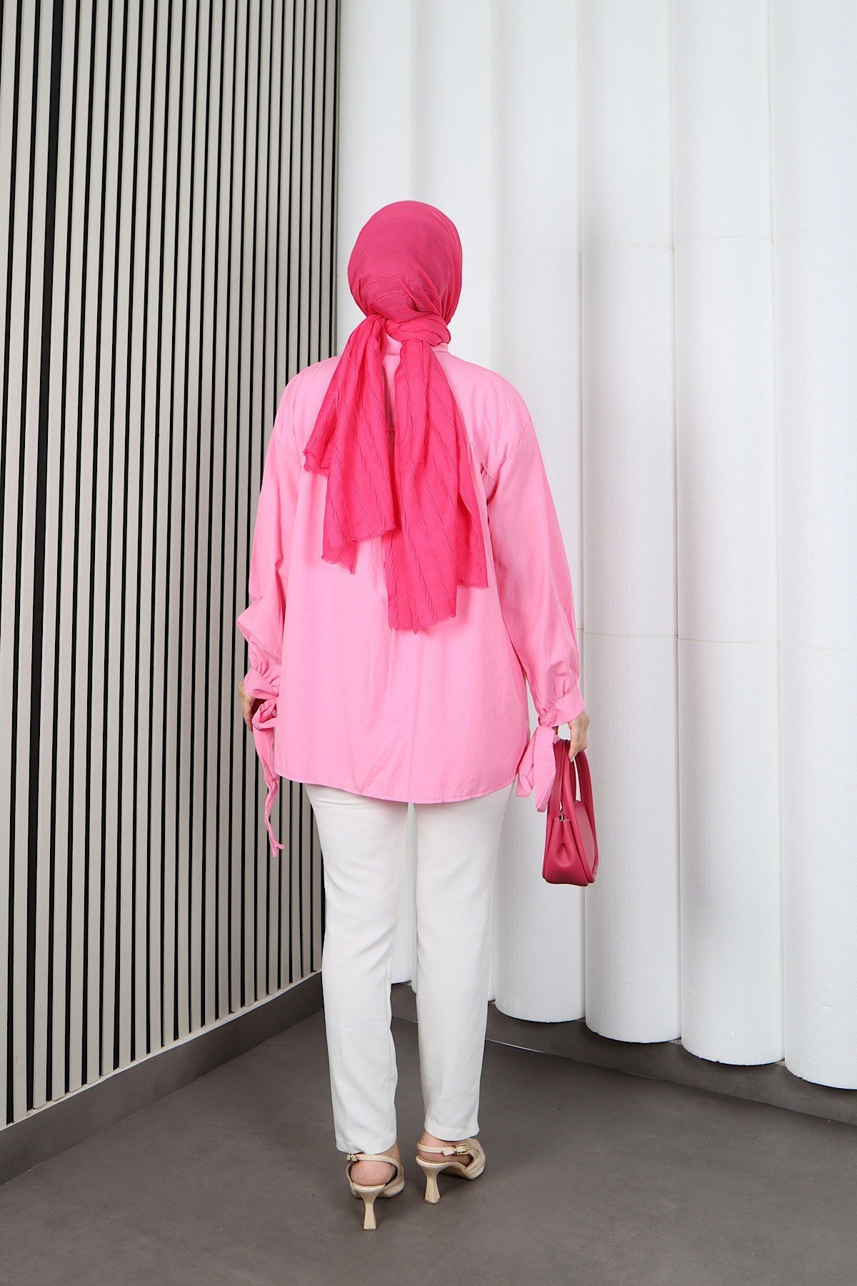 Fiyonk Detaylı Büzgülü Balon Kol Tunik Pembe   HNT2128