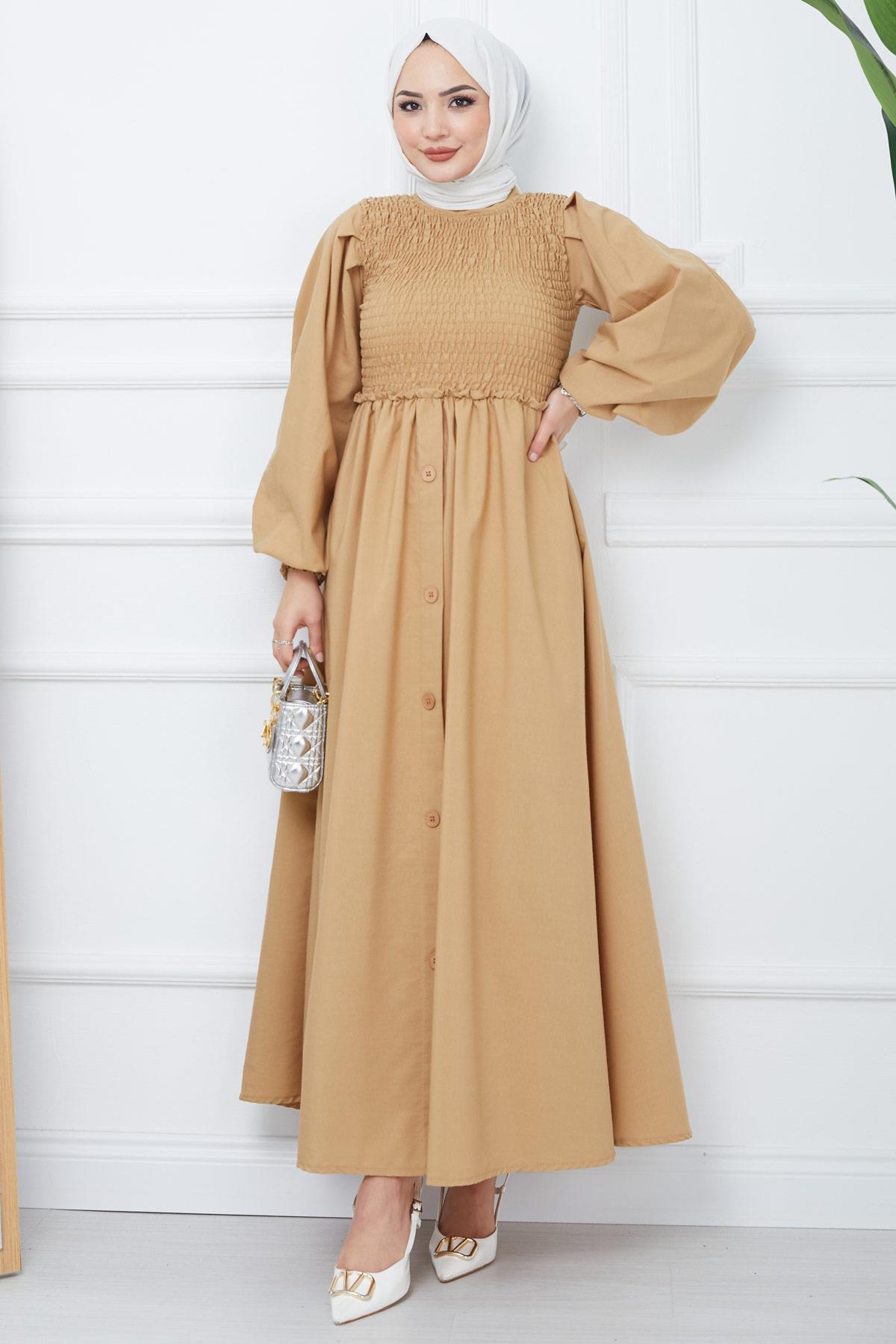 Gipe Detaylı Süs Düğmeli Mevlana Elbise Camel HM2356