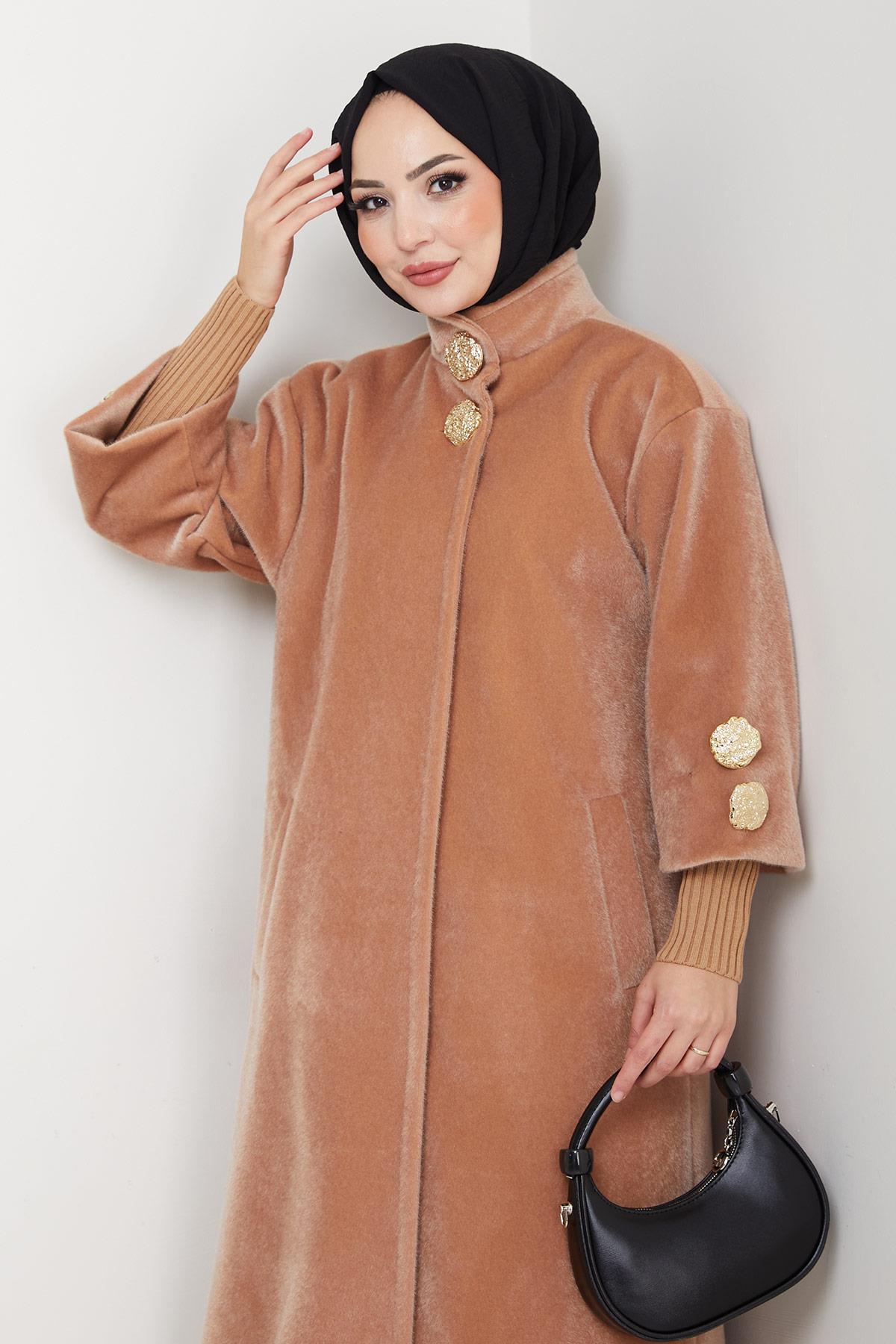 Gold Düğmeli Tam Boy Kaban Camel HM2864