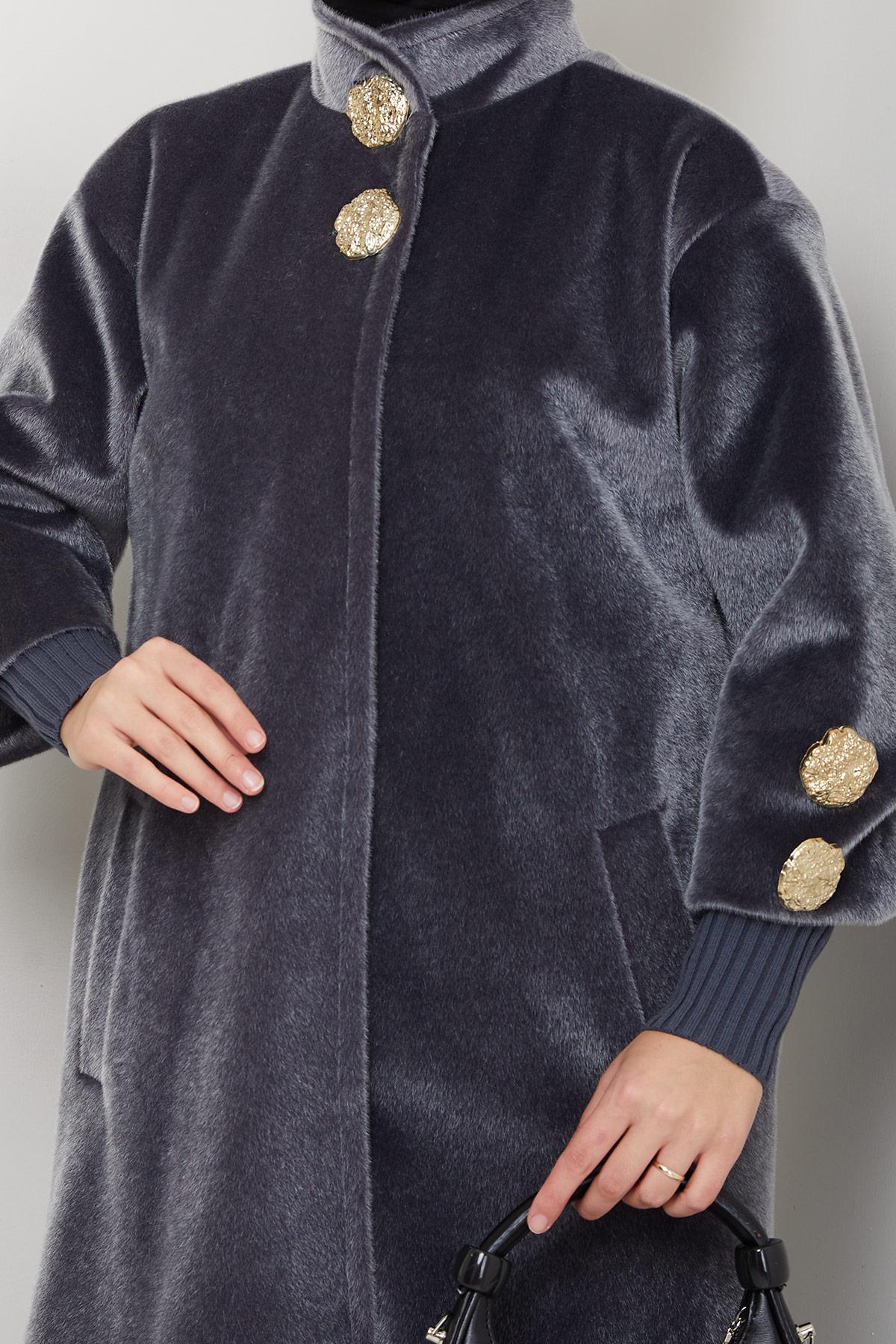 Gold Düğmeli Tam Boy Kaban Füme HM2864