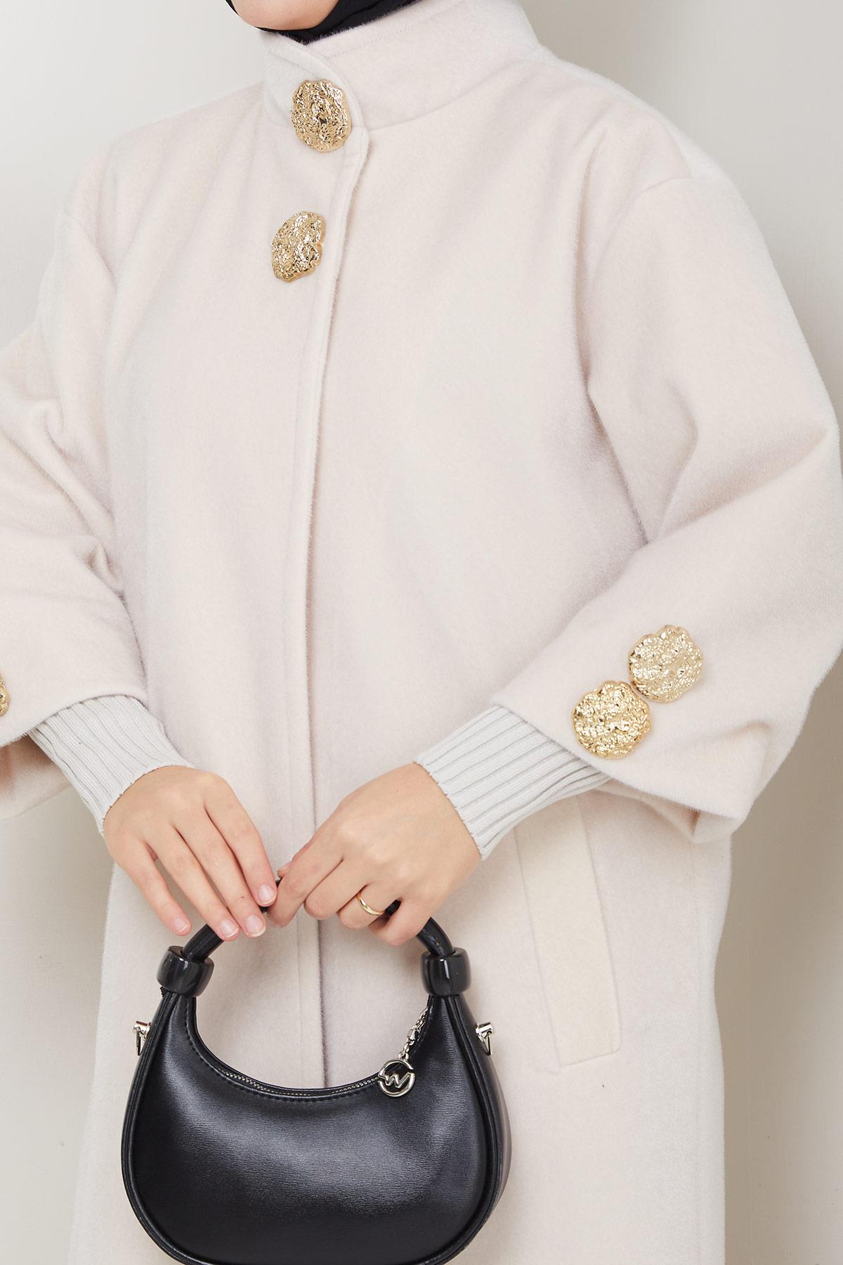 Gold Düğmeli Tam Boy Kaban Krem HM2864