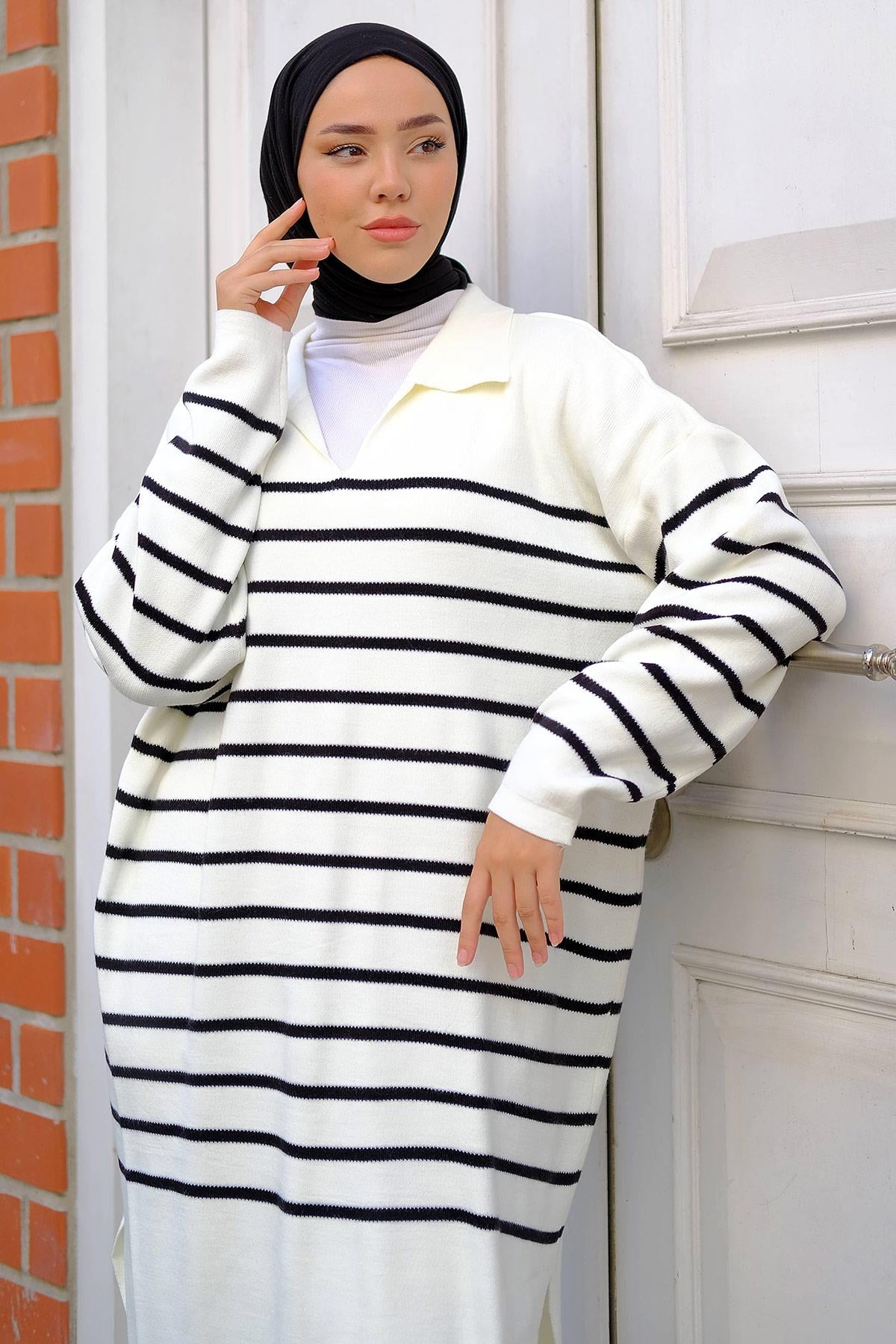 Gömlek Yaka Yırtmaçlı Triko Tunik Krem HM2246