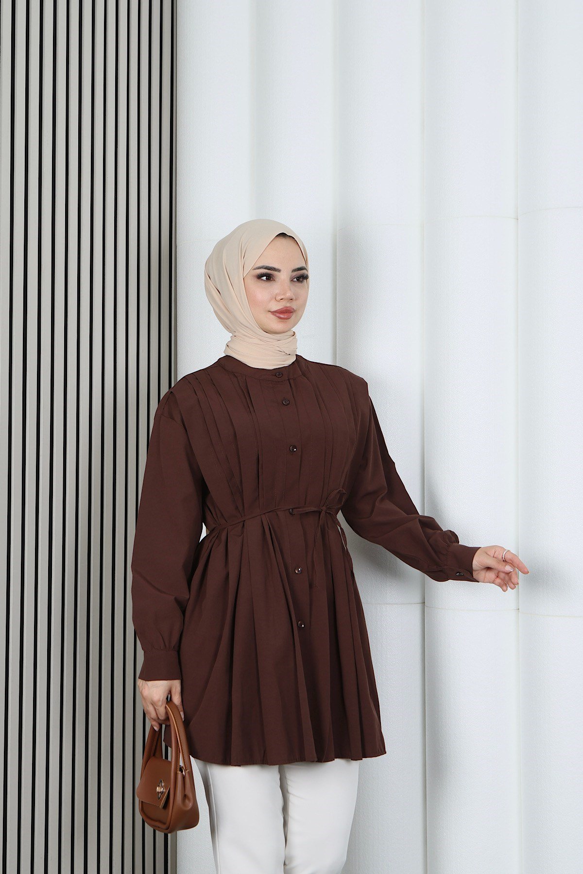 Hakim Yaka Pile Detaylı Düğmeli Tunik Kahverengi HNT2127