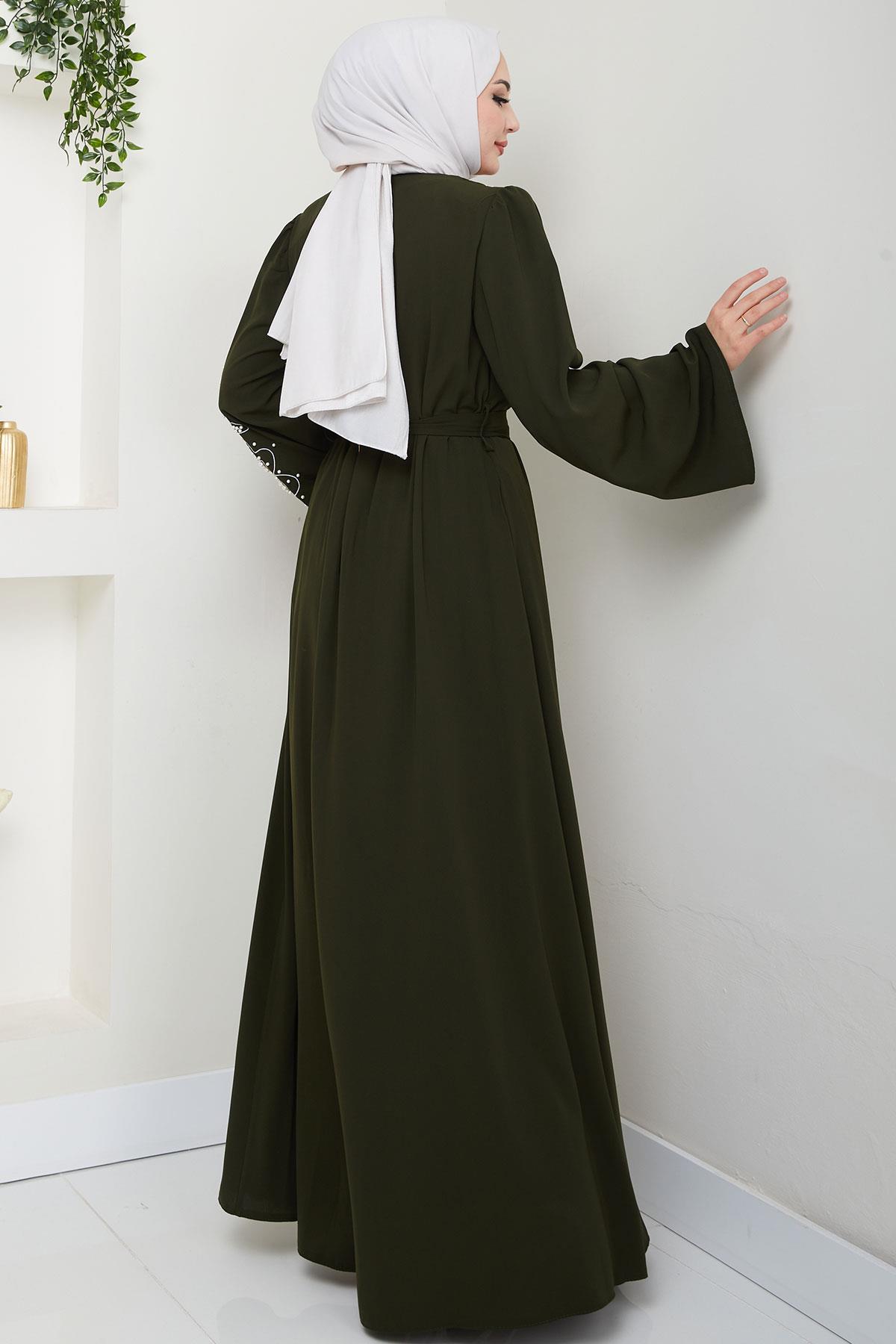 İncili Çiçek Motifli Kuşaklı Ferace Haki HM2720