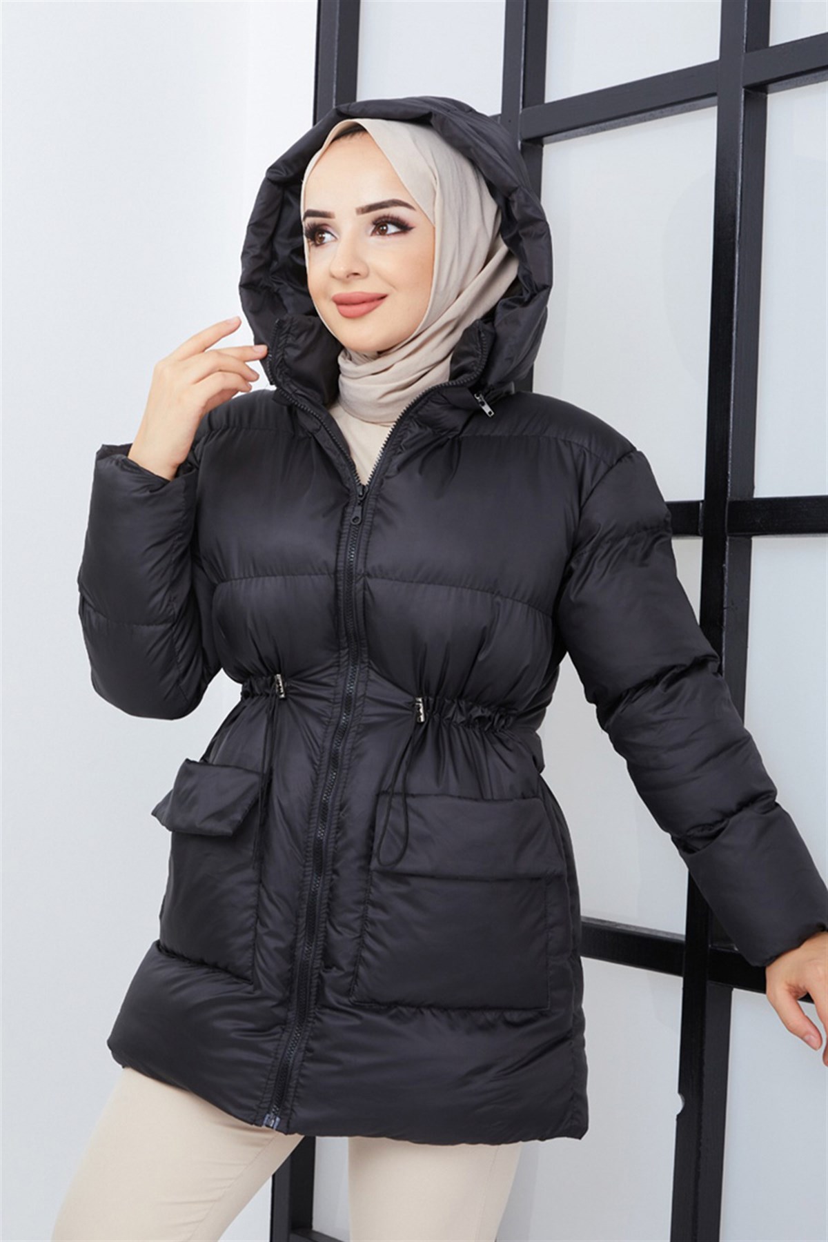 Kadın Kısa Şişme Mont Siyah