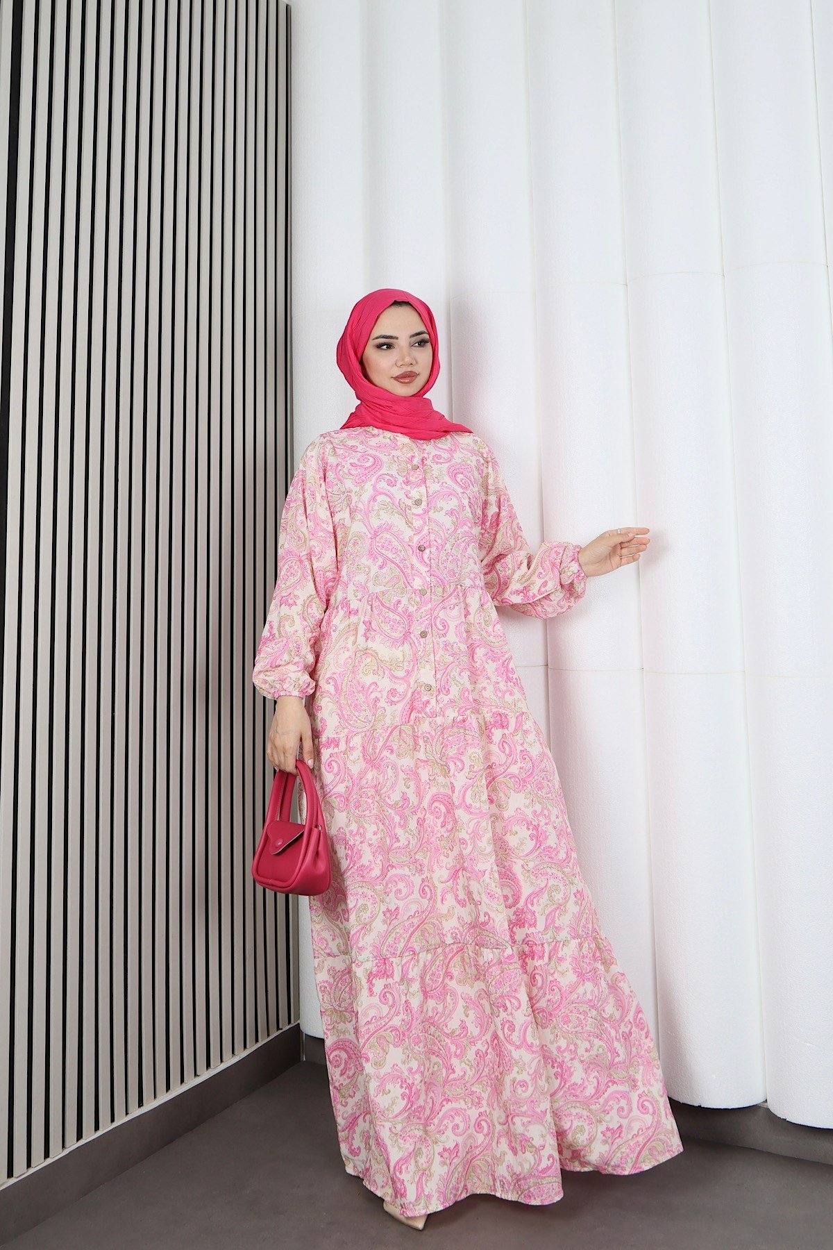 Kadın Modal Kumaş Şal Desen Tesettür  Yarım Pat Düğmeli  Yazlık Elbise Pembe HNT2131