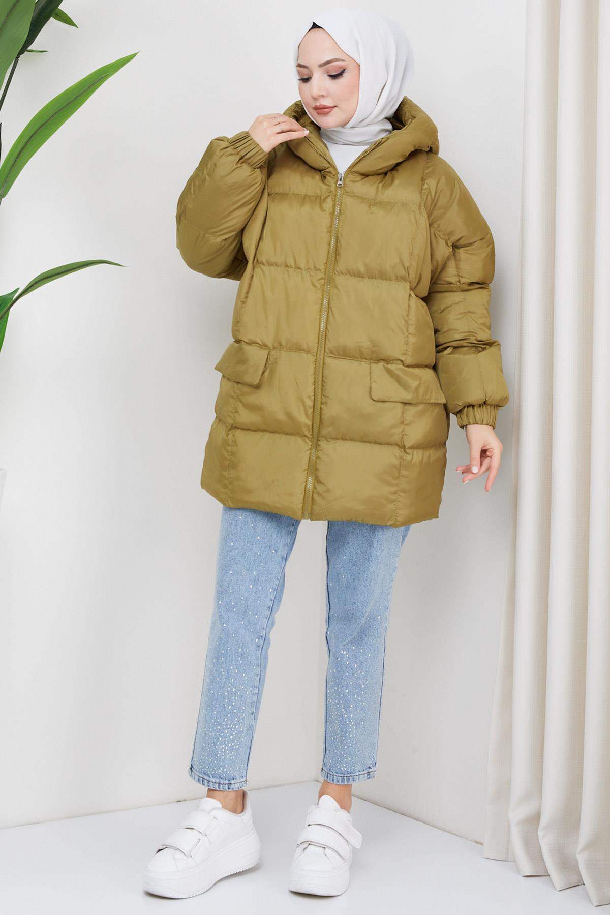 Kapşonlu Oversize Şişme Mont Yağ Yeşili HM2314