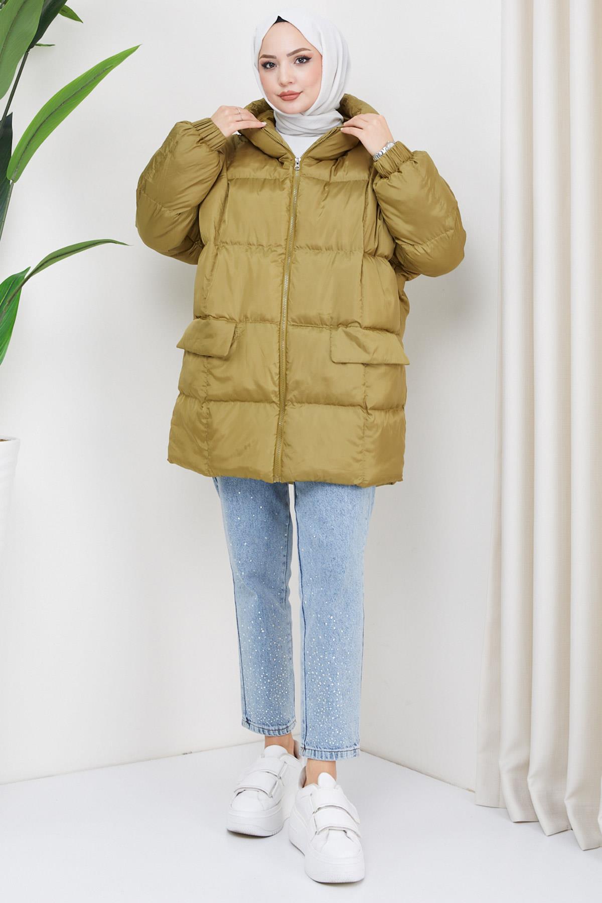 Kapşonlu Oversize Şişme Mont Yağ Yeşili HM2314