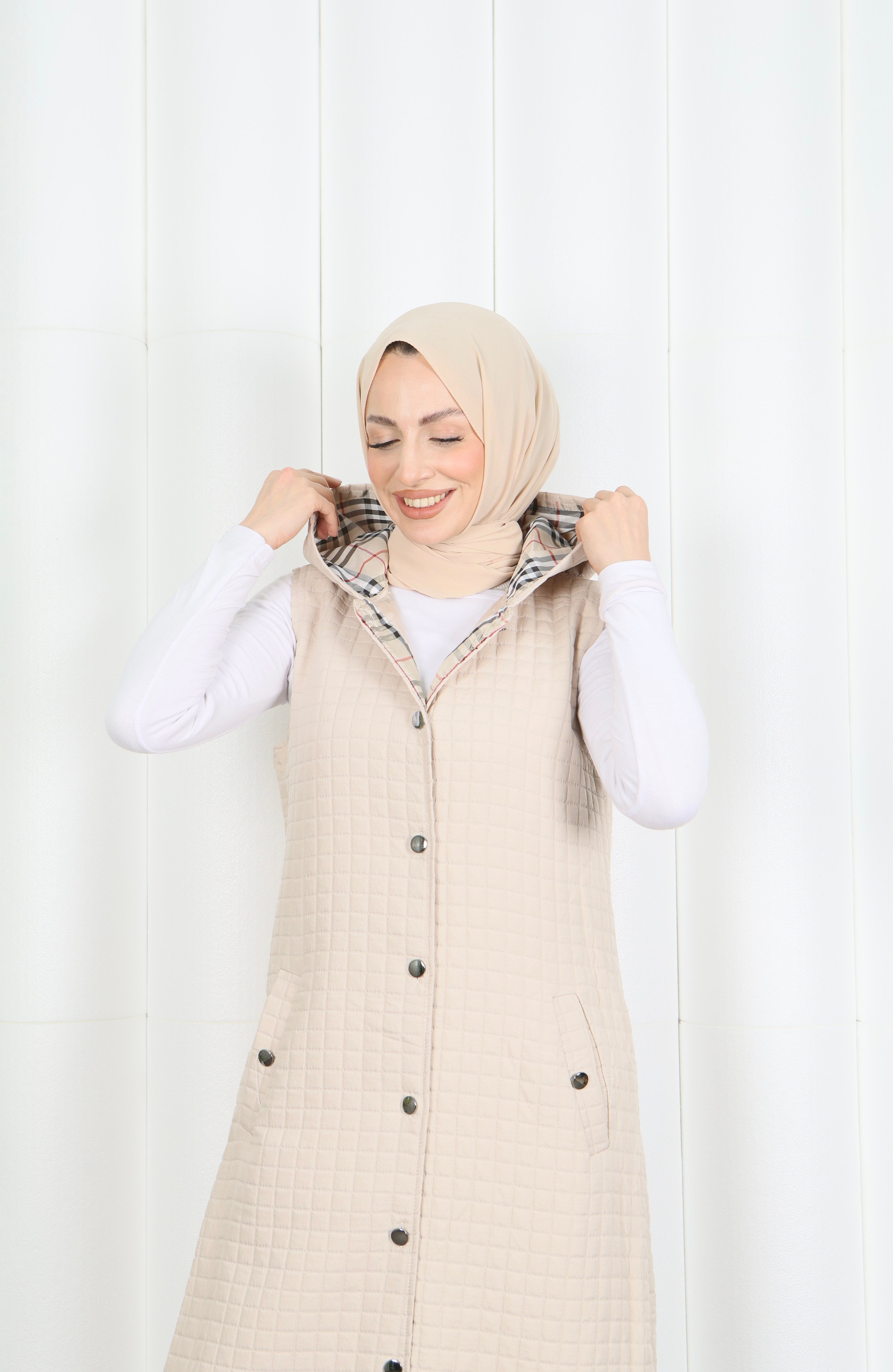 Kapüşon içi Ekose  Desen Detaylı Yelek Taş  HNT8568