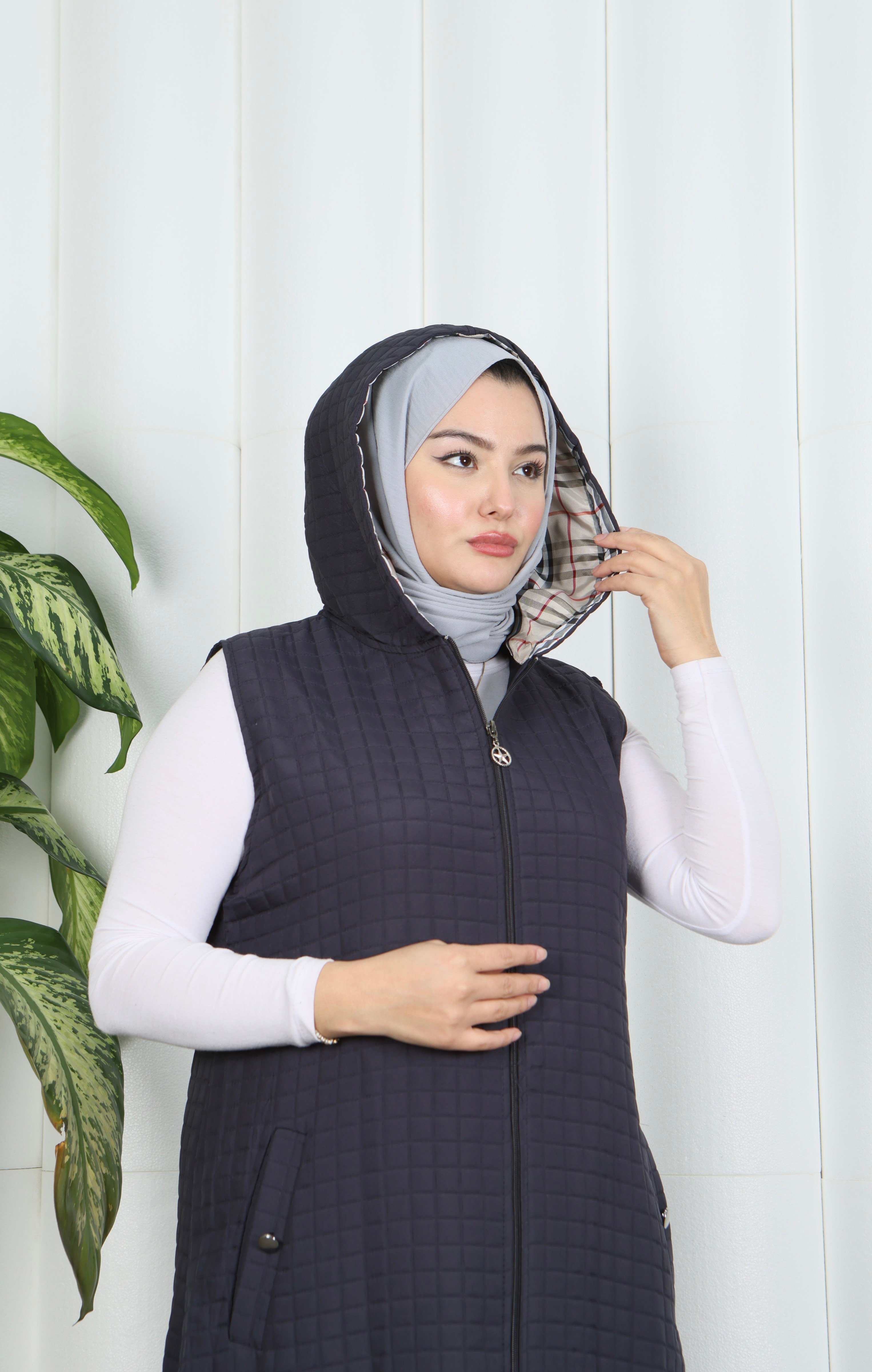 Kapüşonlu  Uzun  Kapitone Yelek Gri HNT8569