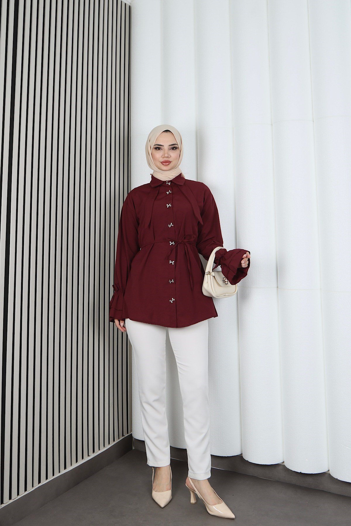 Kelebek Taş Düğme Detaylı  Bağcıklı Tunik Bordo  HNT2126