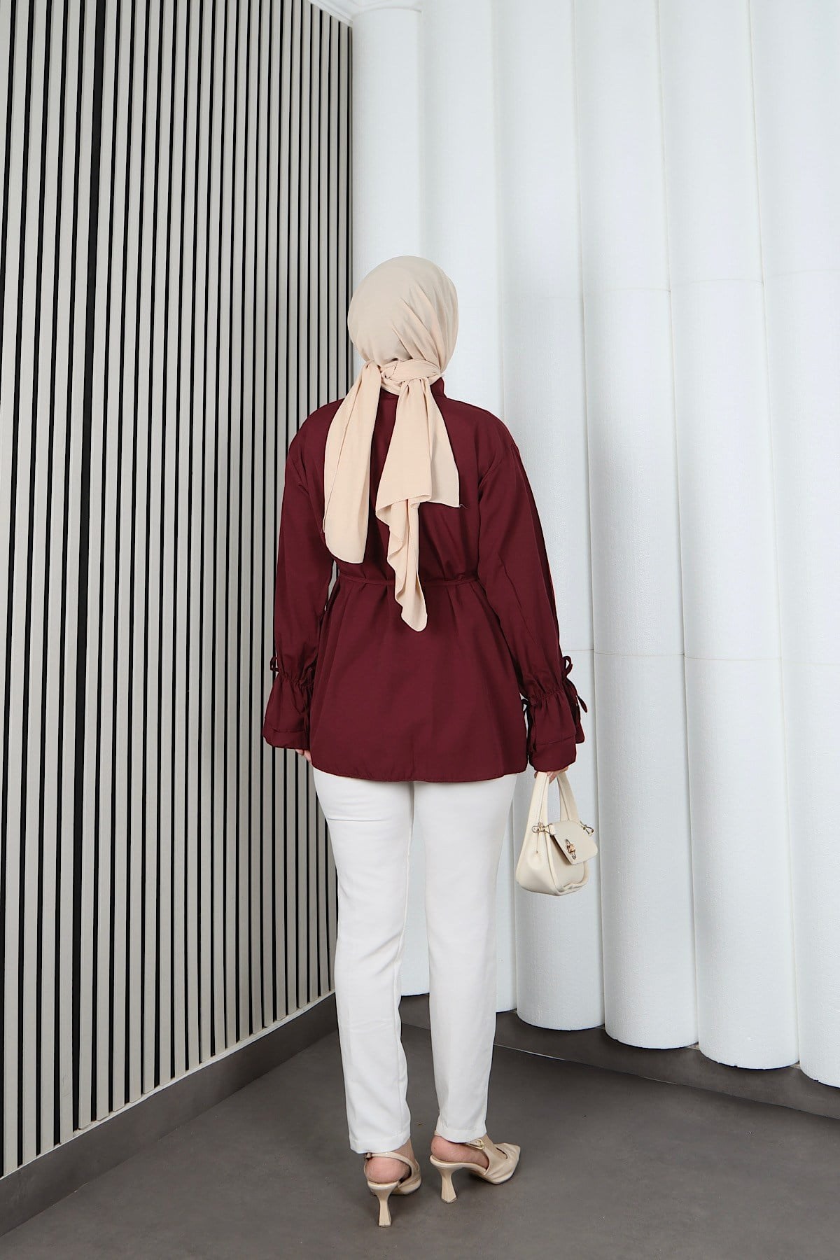 Kelebek Taş Düğme Detaylı  Bağcıklı Tunik Bordo  HNT2126